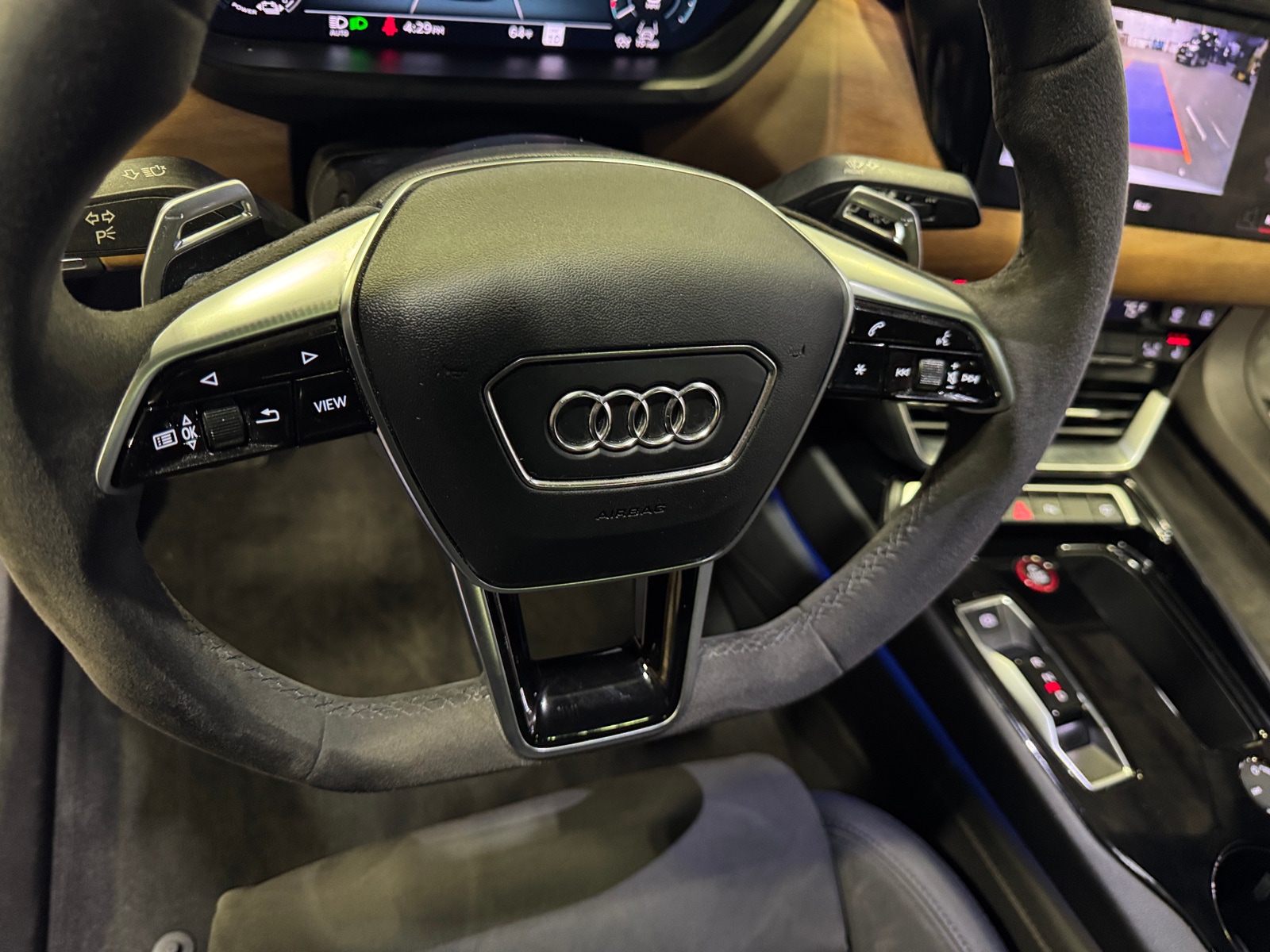 Thumbnail: 2024 Audi e-tron GT - 5