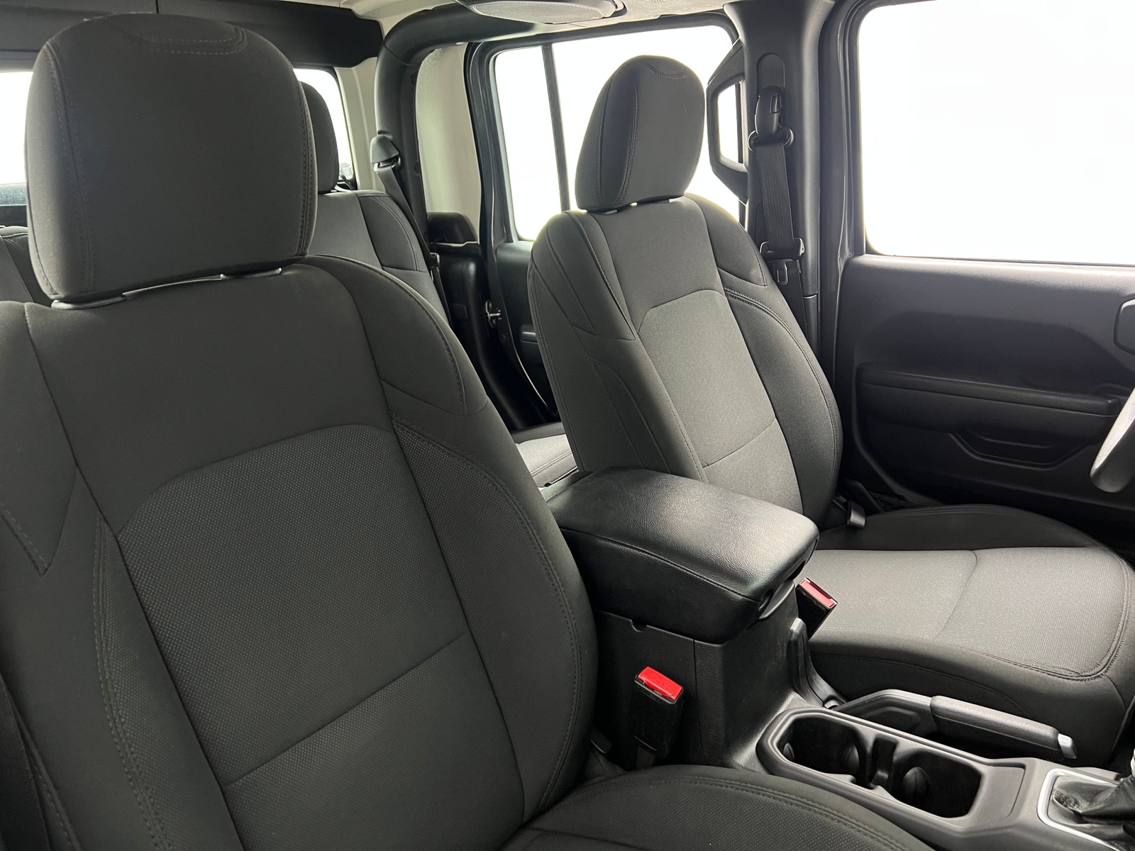 Thumbnail: 2023 Jeep Gladiator - 2