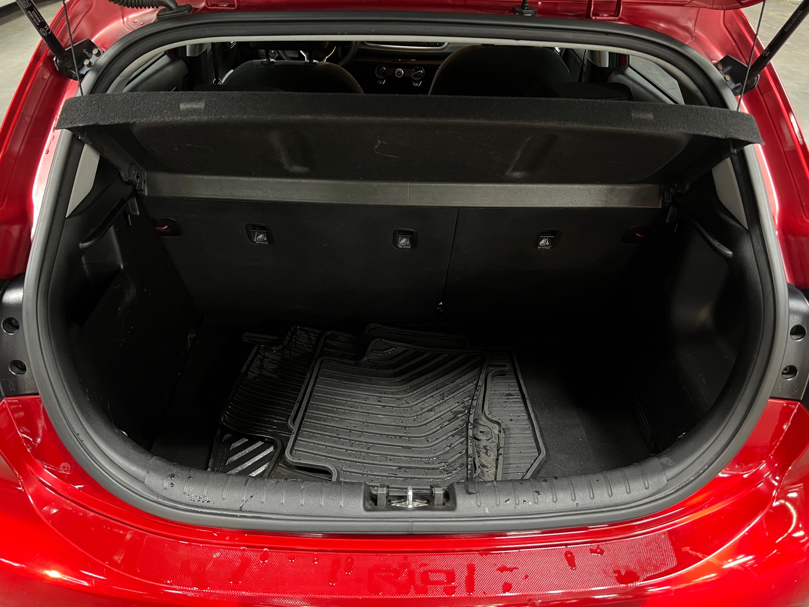 Thumbnail: 2018 Kia Rio - 7