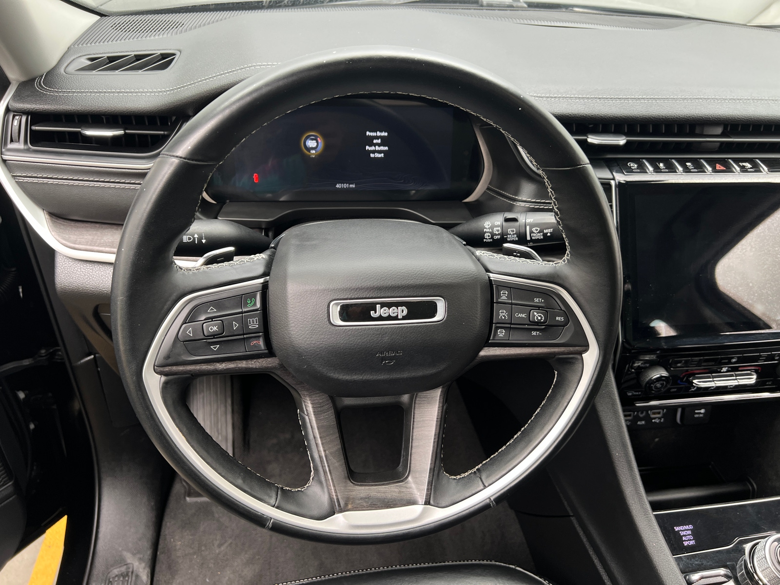 Thumbnail: 2021 Jeep Grand Cherokee L - 4