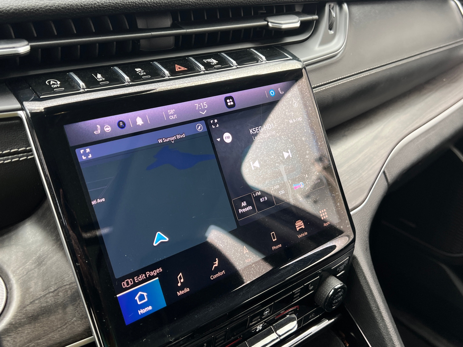 Thumbnail: 2021 Jeep Grand Cherokee L - 3