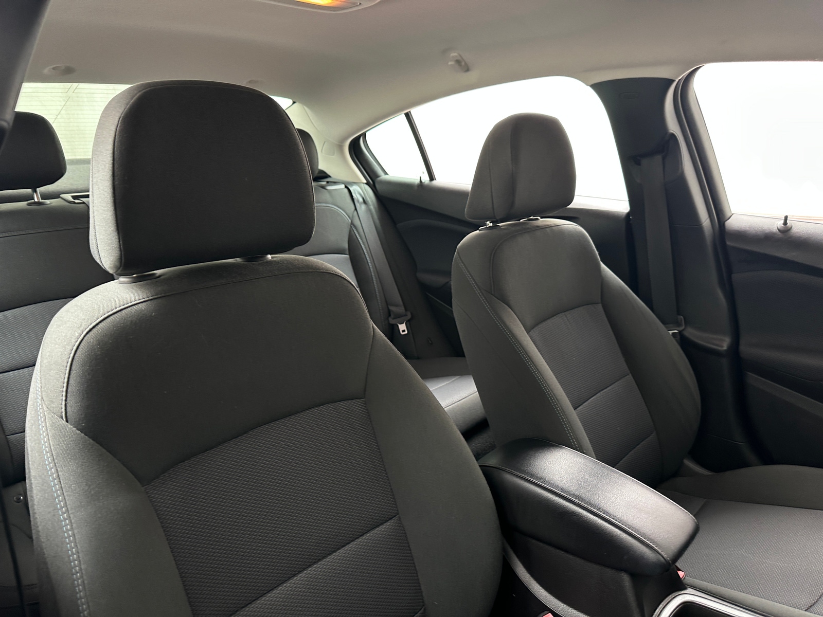 Thumbnail: 2018 Chevrolet Cruze - 2