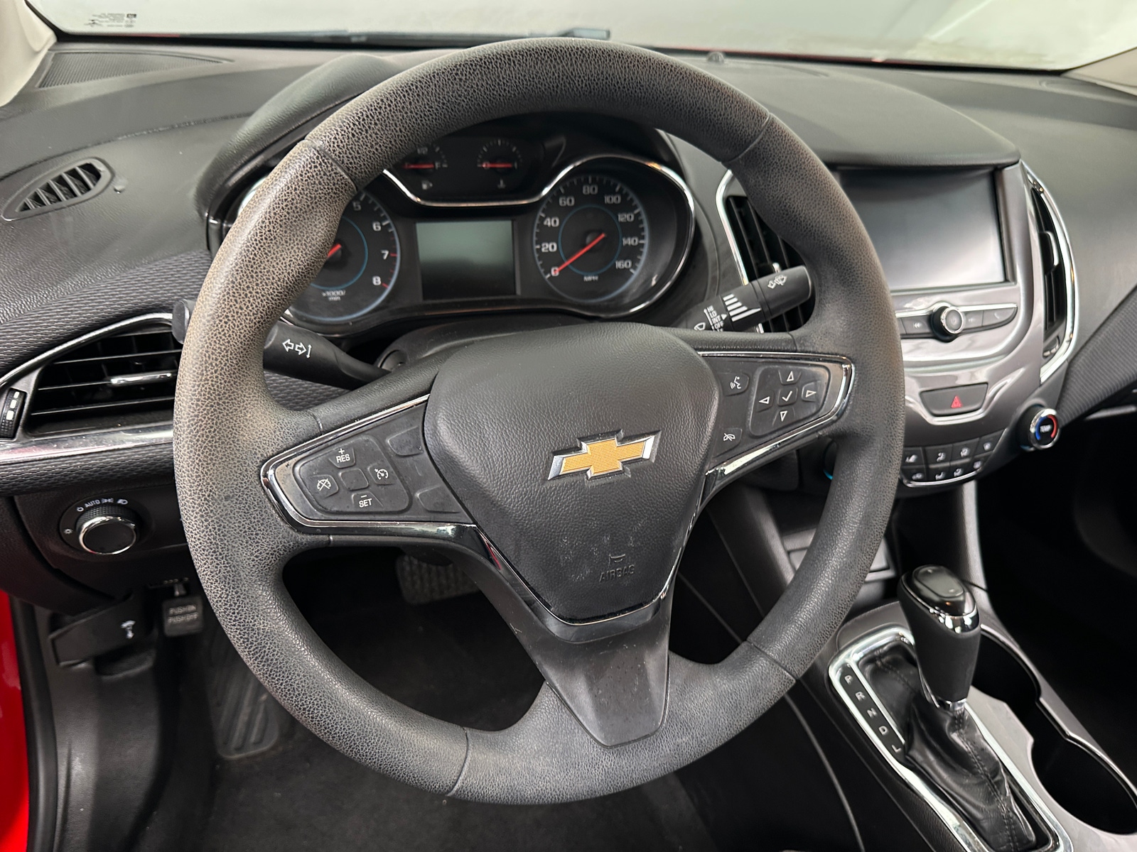 Thumbnail: 2018 Chevrolet Cruze - 5