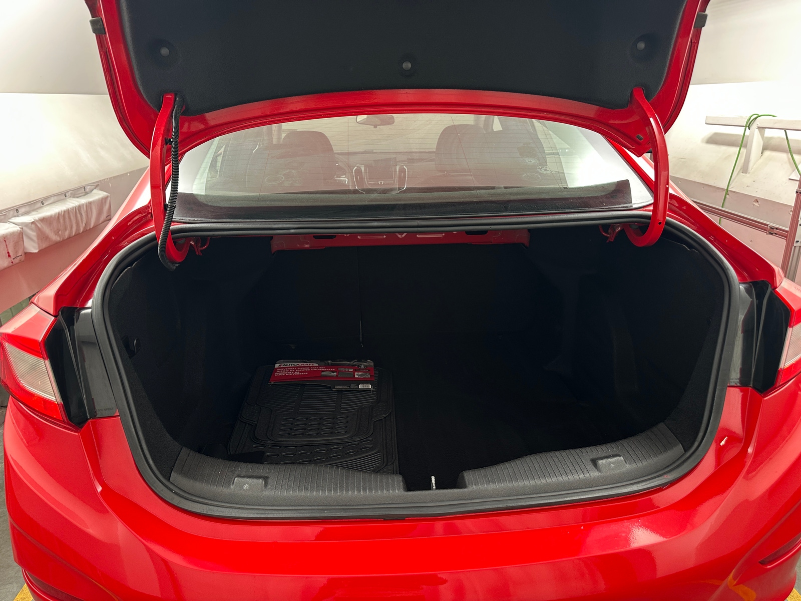 Thumbnail: 2018 Chevrolet Cruze - 7