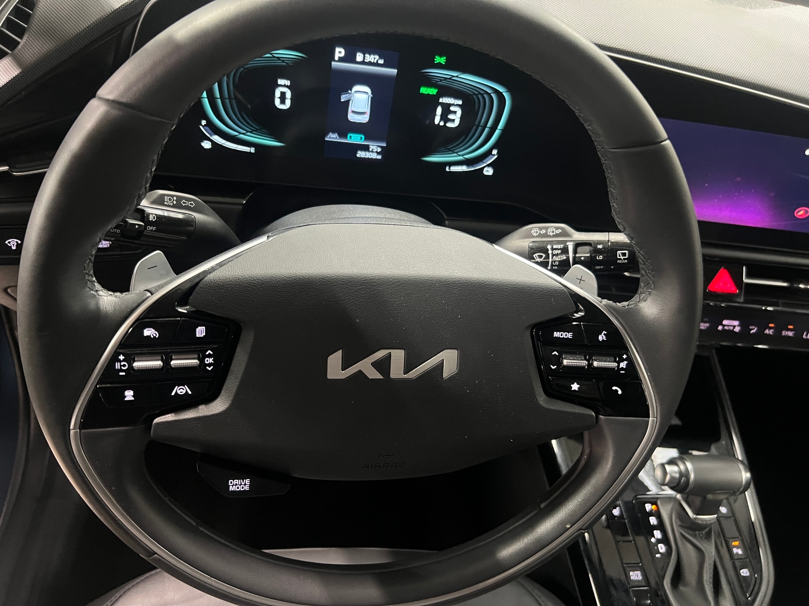 Thumbnail: 2023 Kia Niro - 5