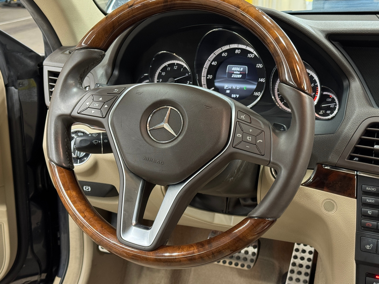 Thumbnail: 2013 Mercedes-Benz E-Class - 4