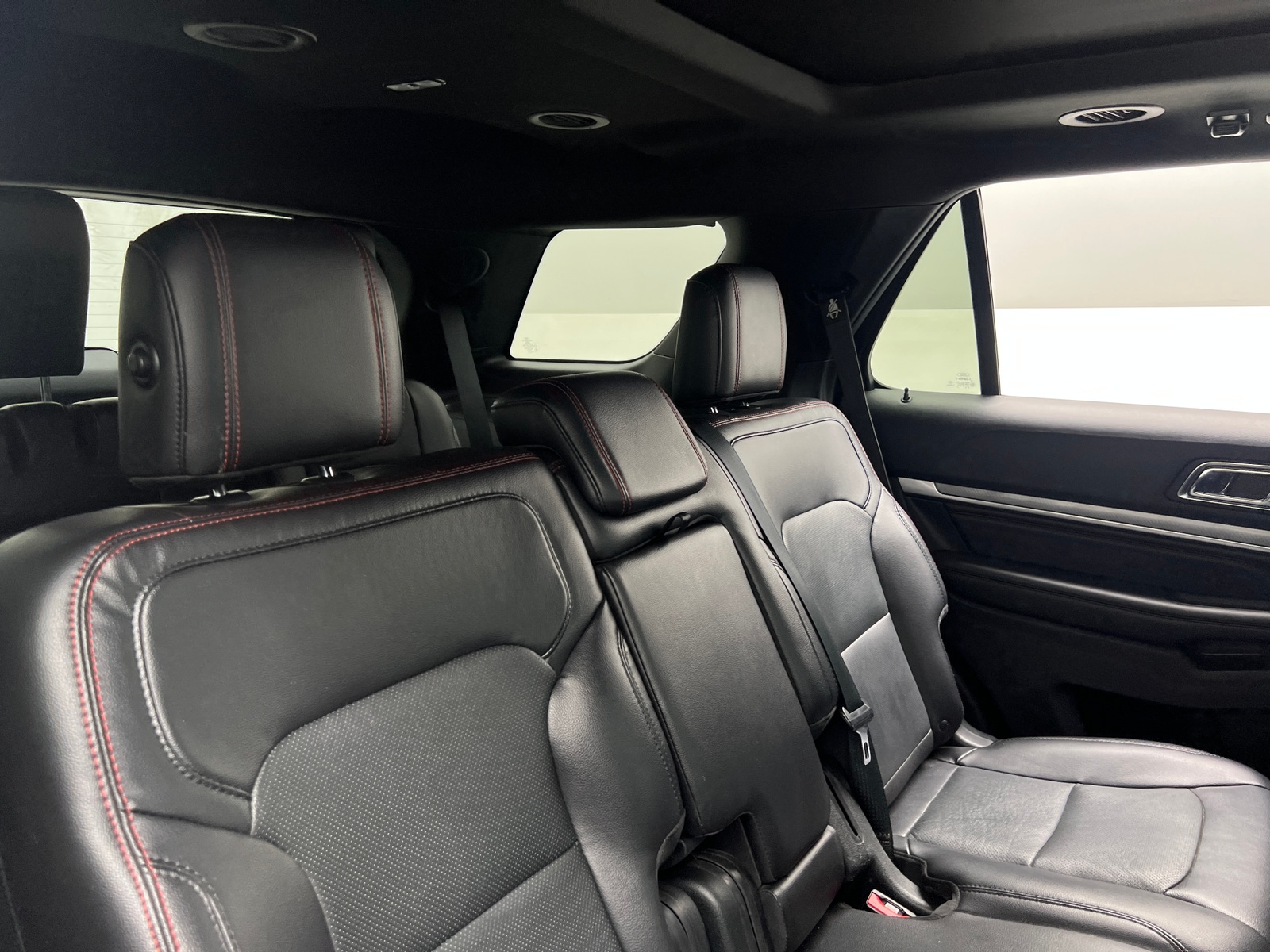 Thumbnail: 2019 Ford Explorer - 5