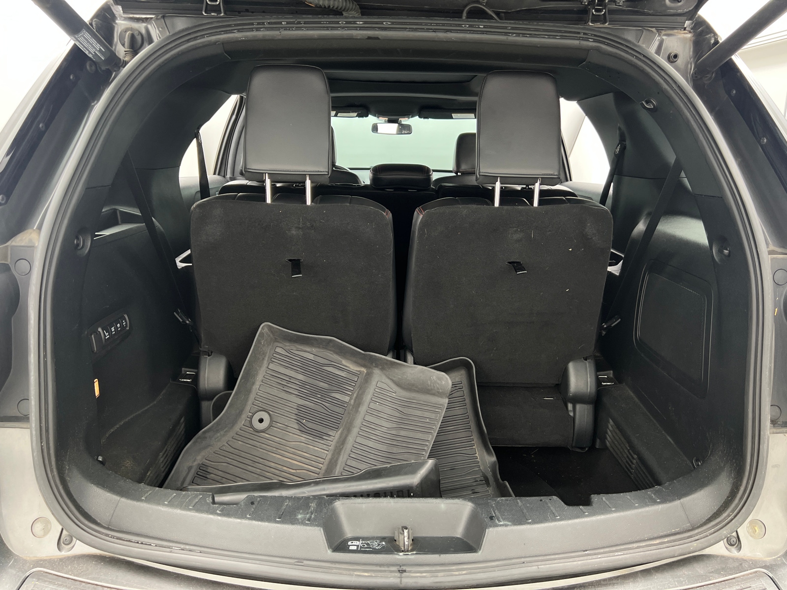 Thumbnail: 2019 Ford Explorer - 6