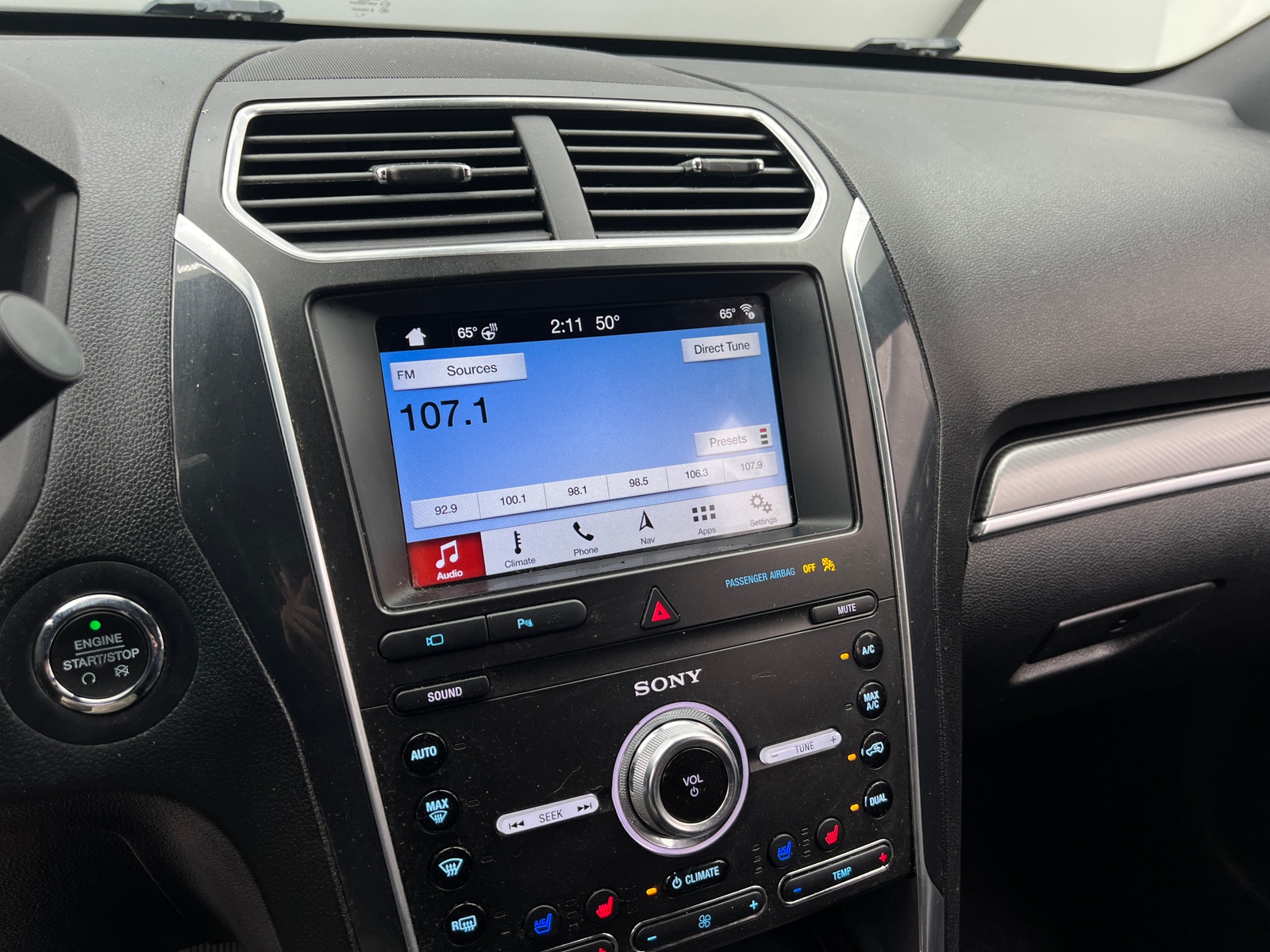 Thumbnail: 2019 Ford Explorer - 3