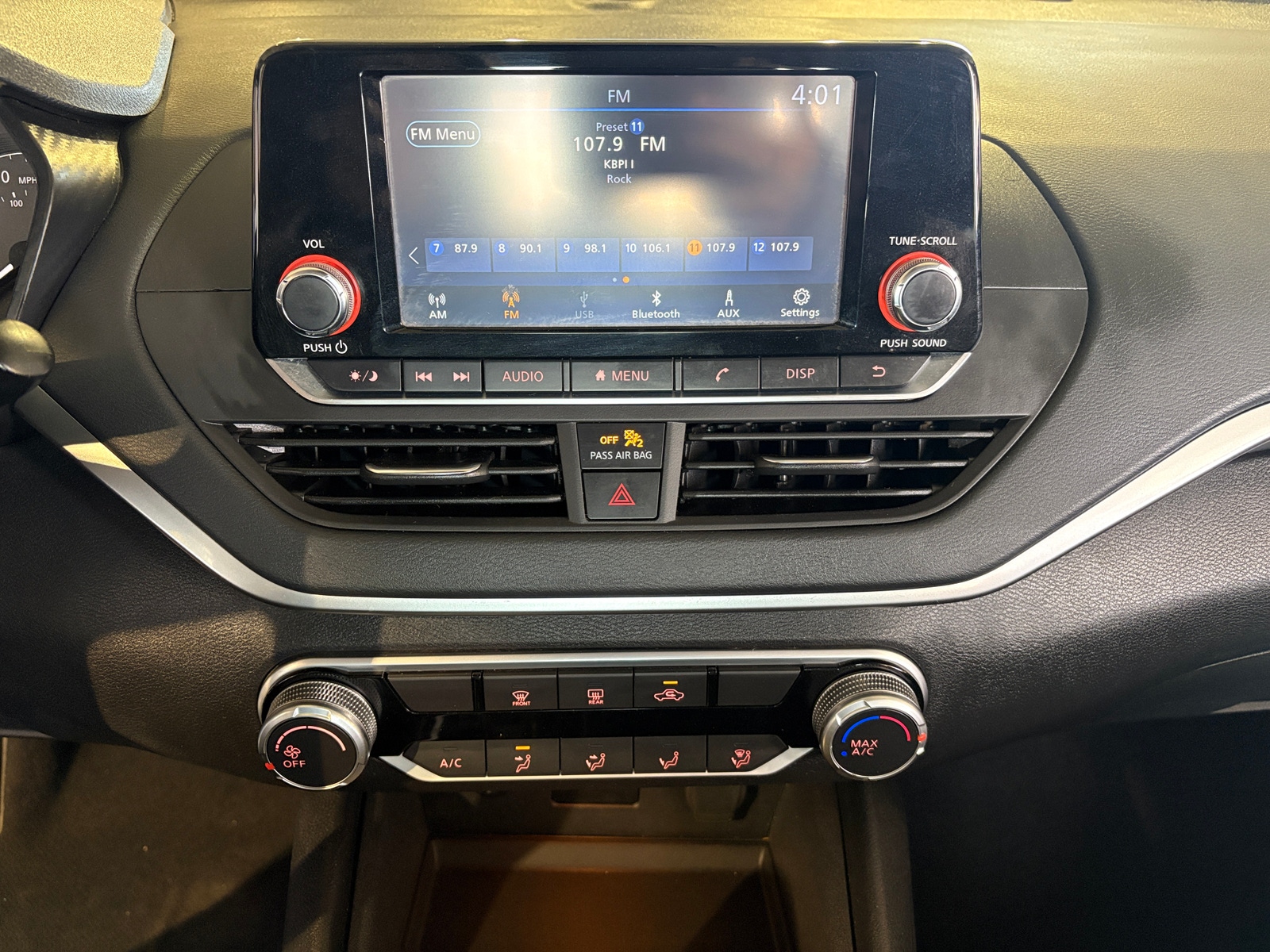 Thumbnail: 2021 Nissan Altima - 4