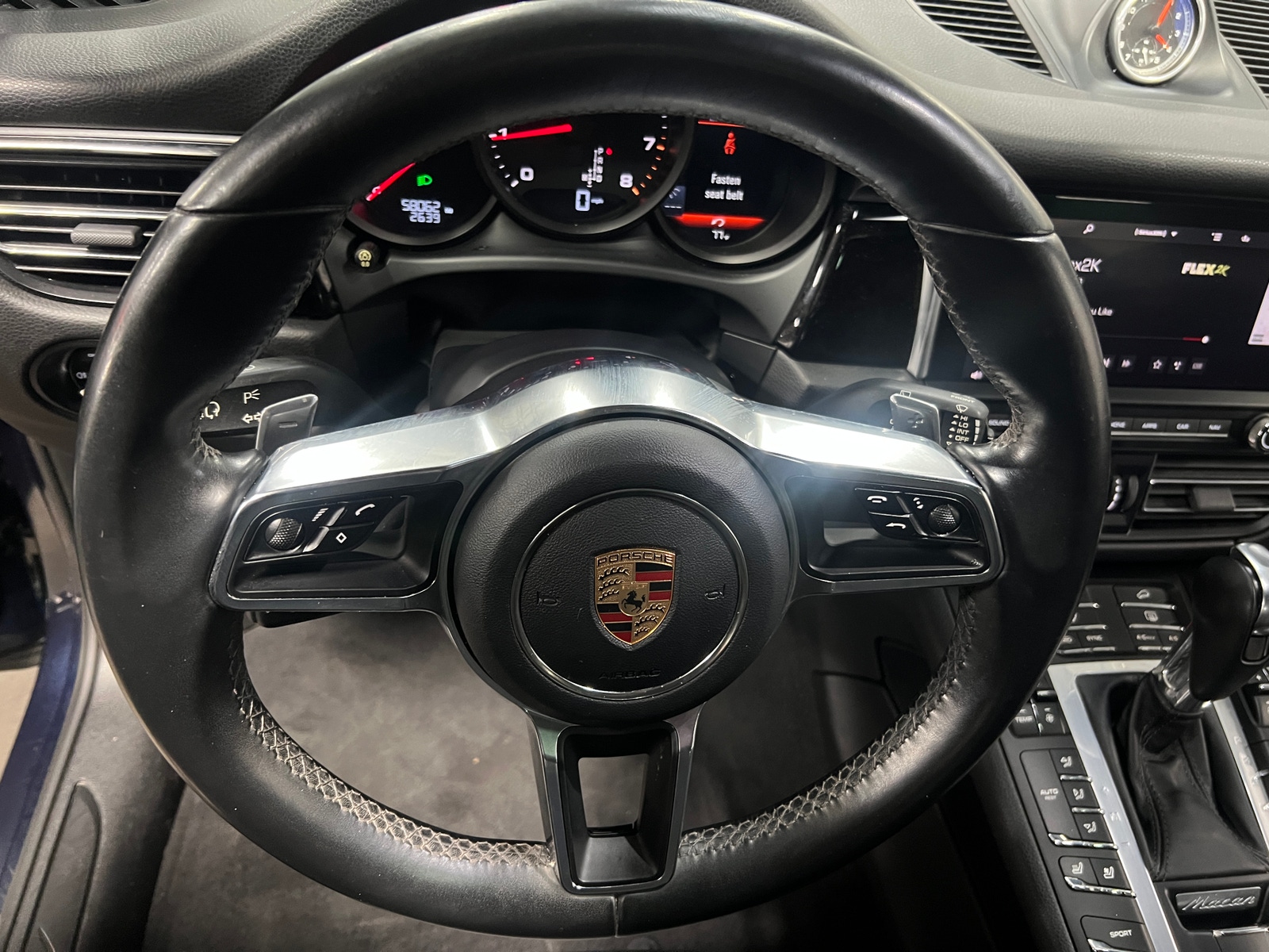 Thumbnail: 2020 Porsche Macan - 4