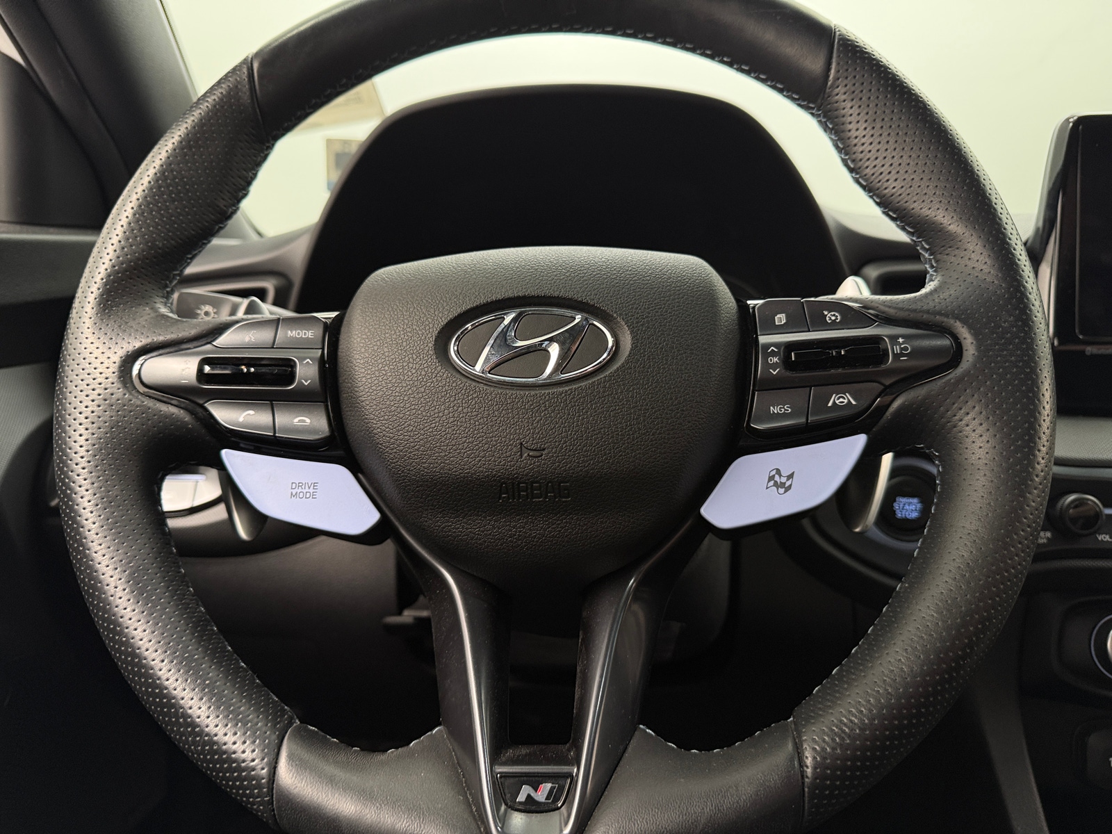 Thumbnail: 2022 Hyundai Veloster - 5