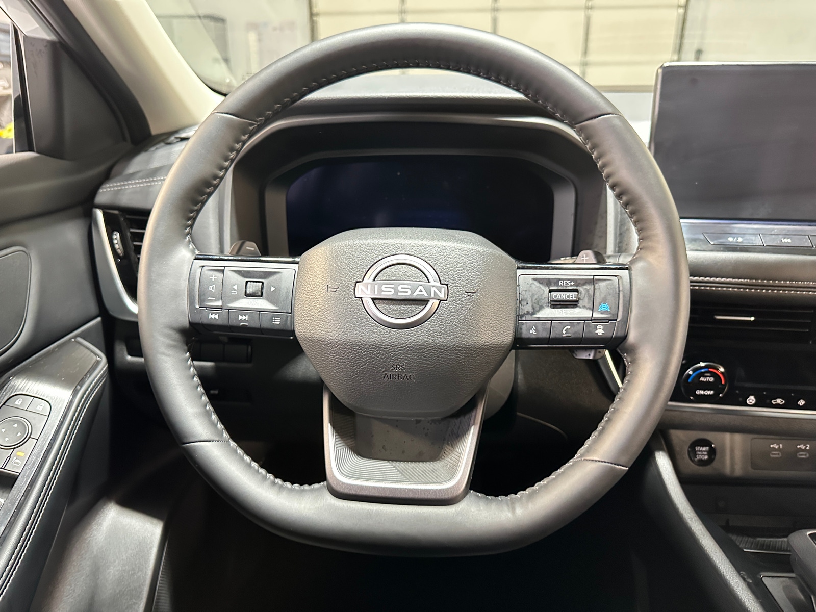 Thumbnail: 2025 Nissan Rogue - 4