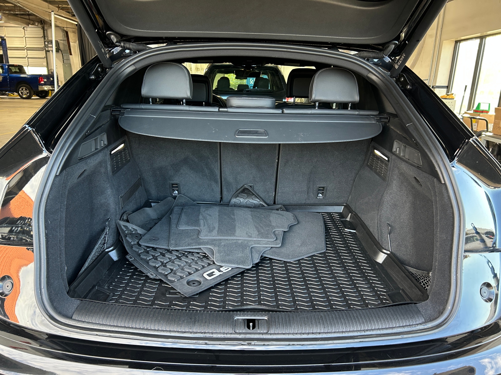 Thumbnail: 2023 Audi Q5 - 6