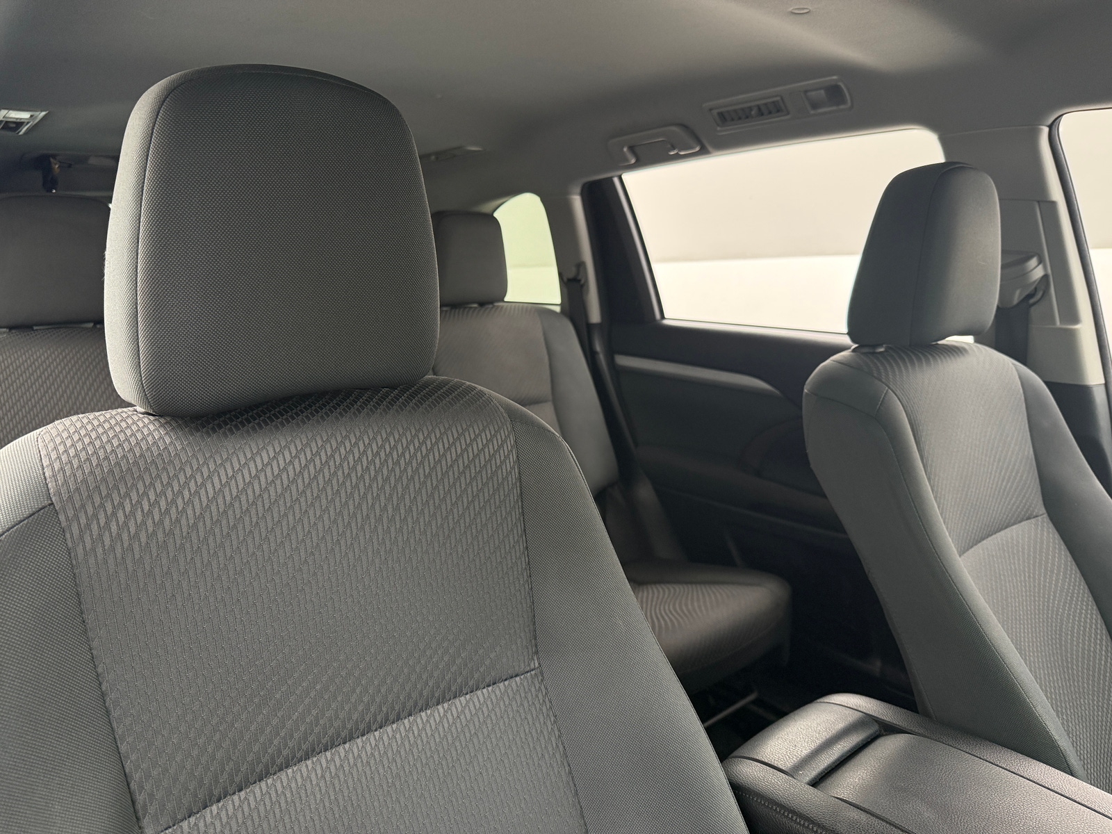 Thumbnail: 2018 Toyota Highlander - 2