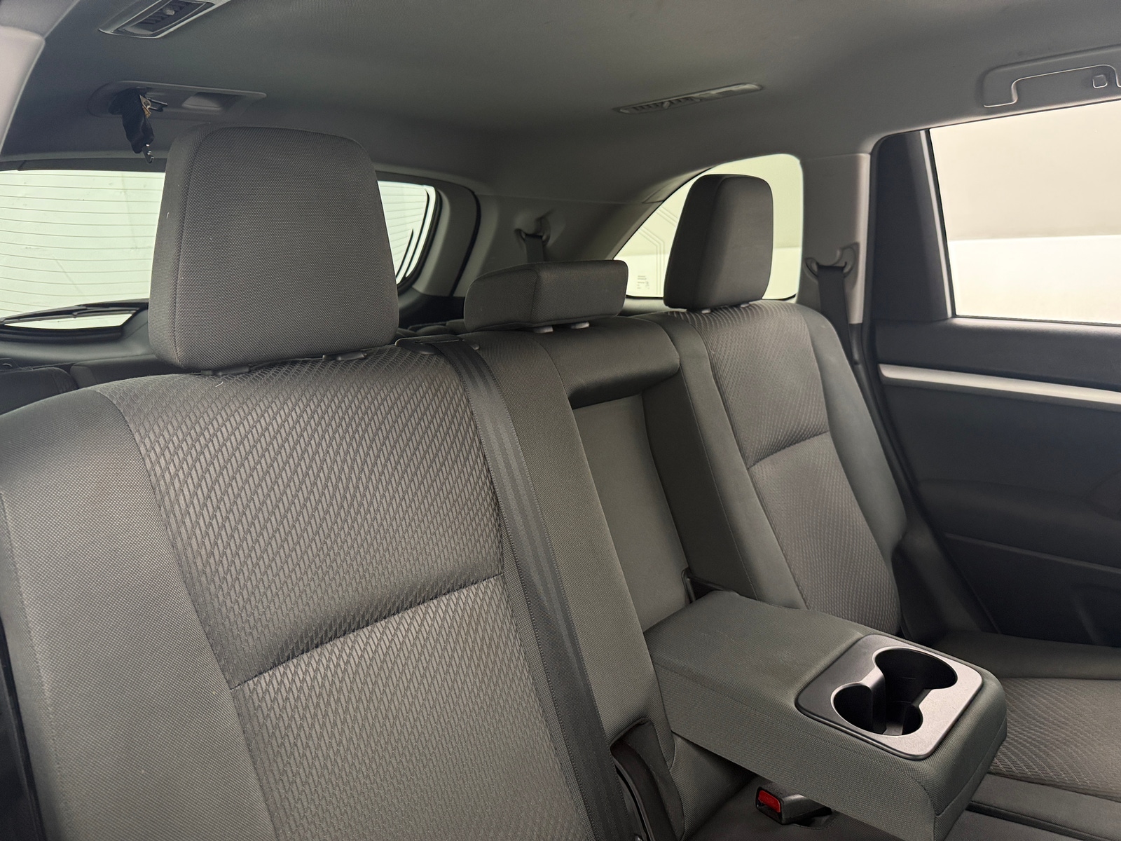 Thumbnail: 2018 Toyota Highlander - 6