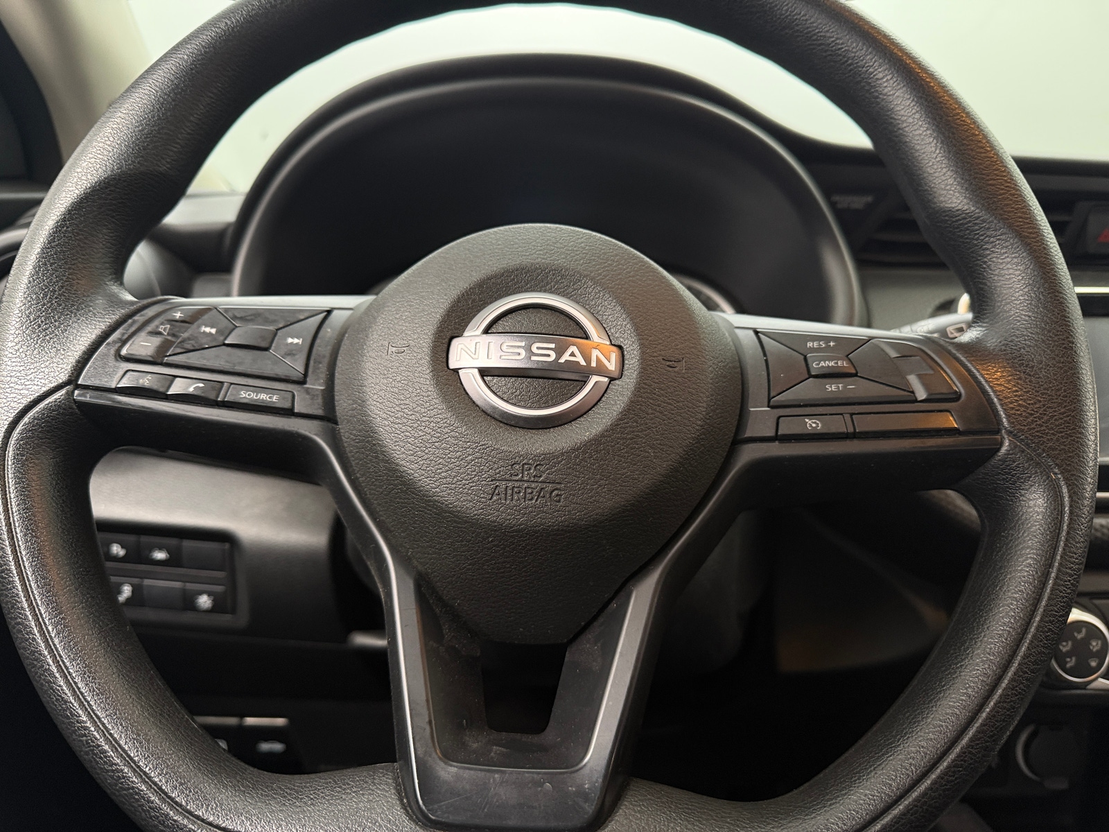 Thumbnail: 2023 Nissan Kicks - 5