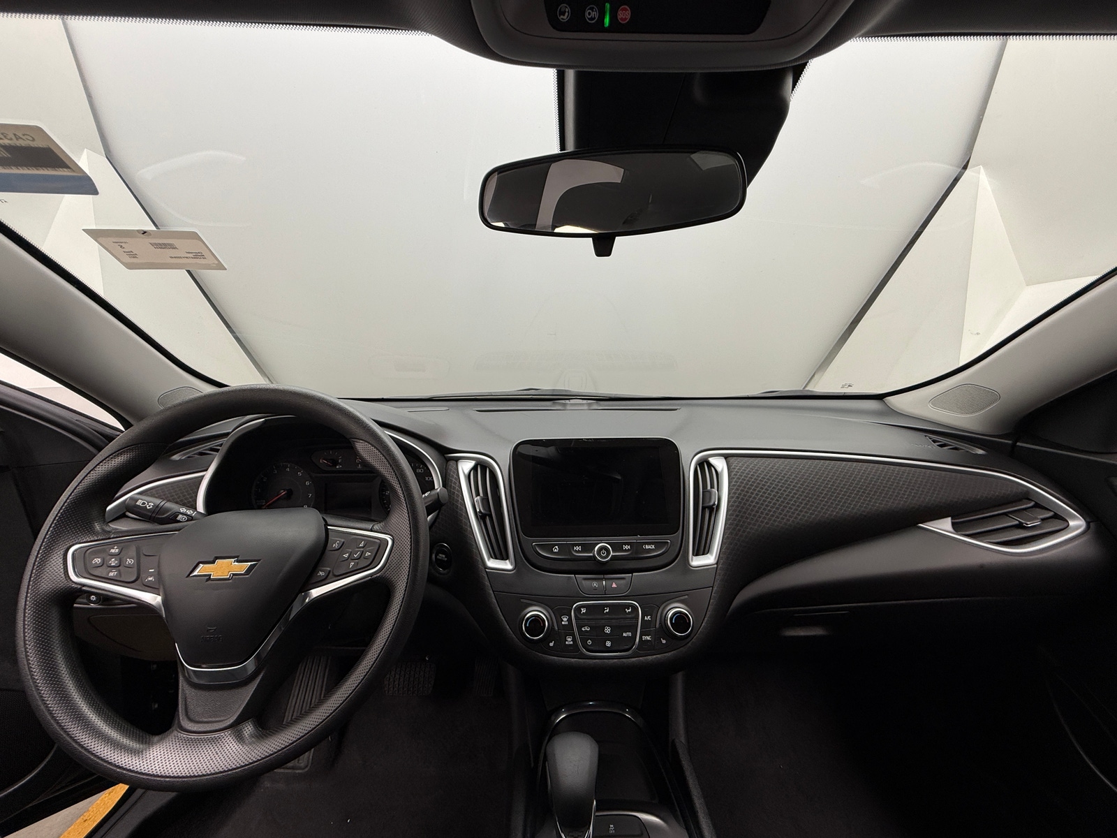 Thumbnail: 2023 Chevrolet Malibu - 3