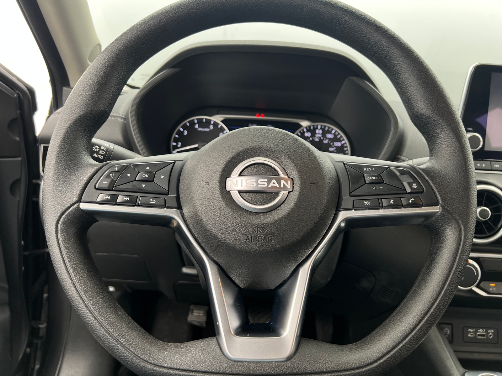 Thumbnail: 2025 Nissan Sentra - 5