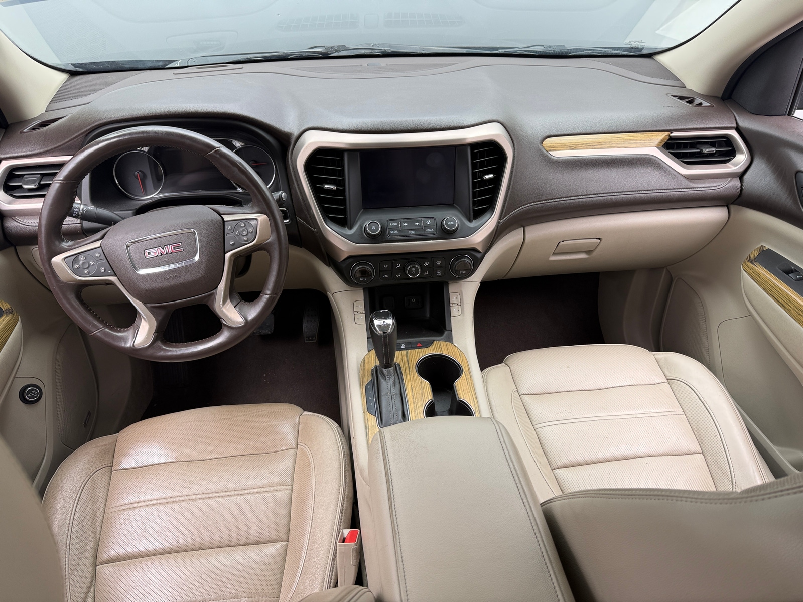 Thumbnail: 2017 GMC Acadia - 2