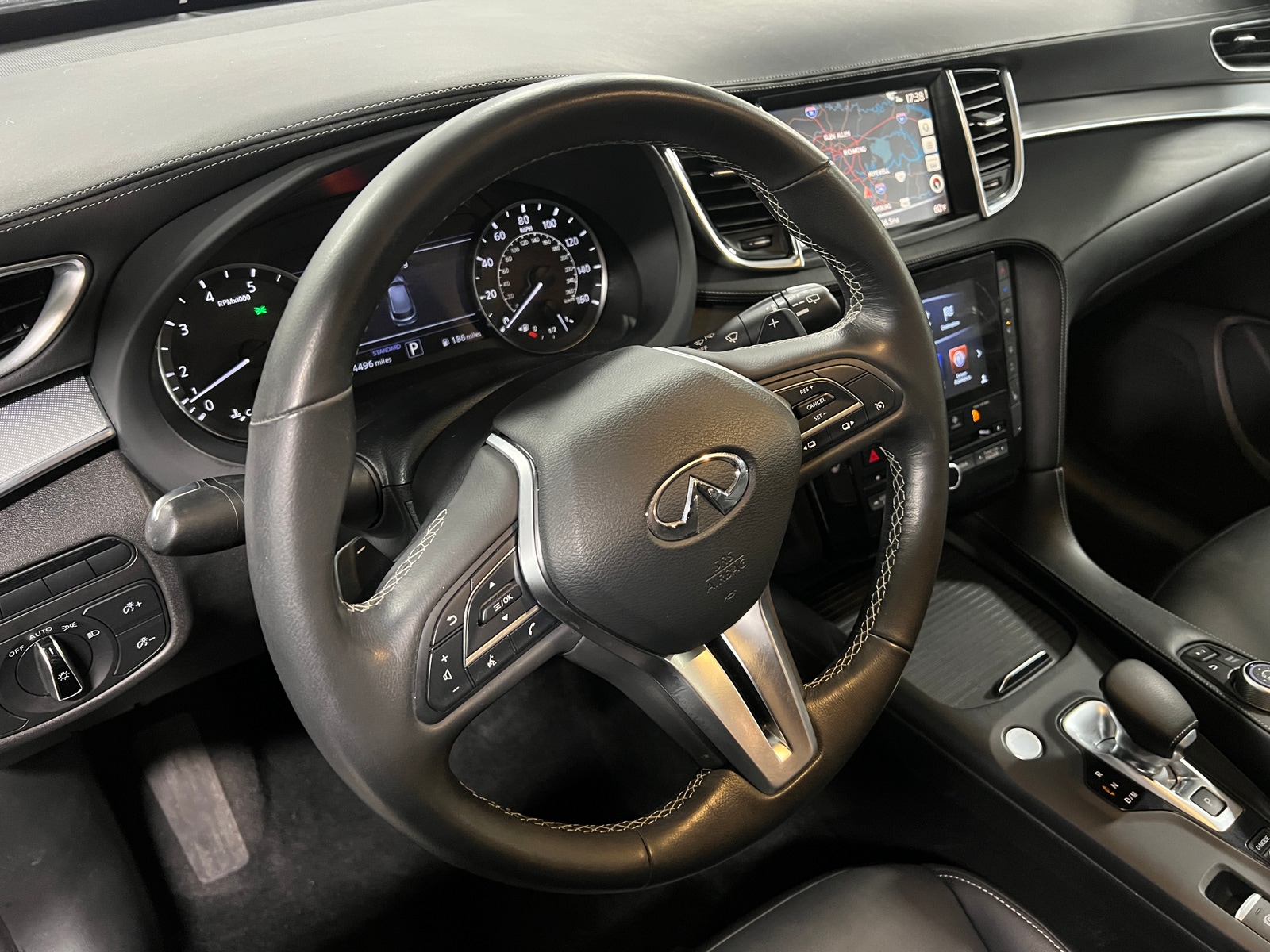 Thumbnail: 2019 INFINITI QX50 - 4
