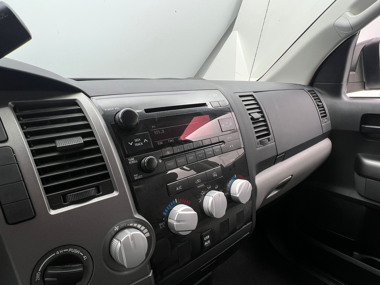 Thumbnail: 2013 Toyota Tundra - 4