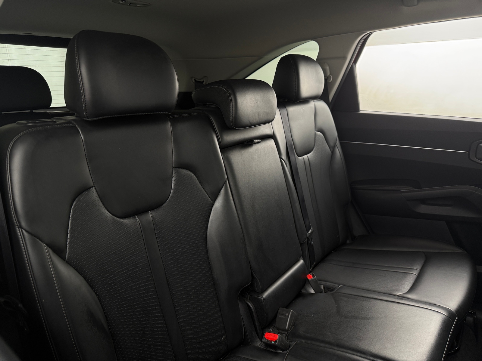 Thumbnail: 2023 Kia Sorento - 5