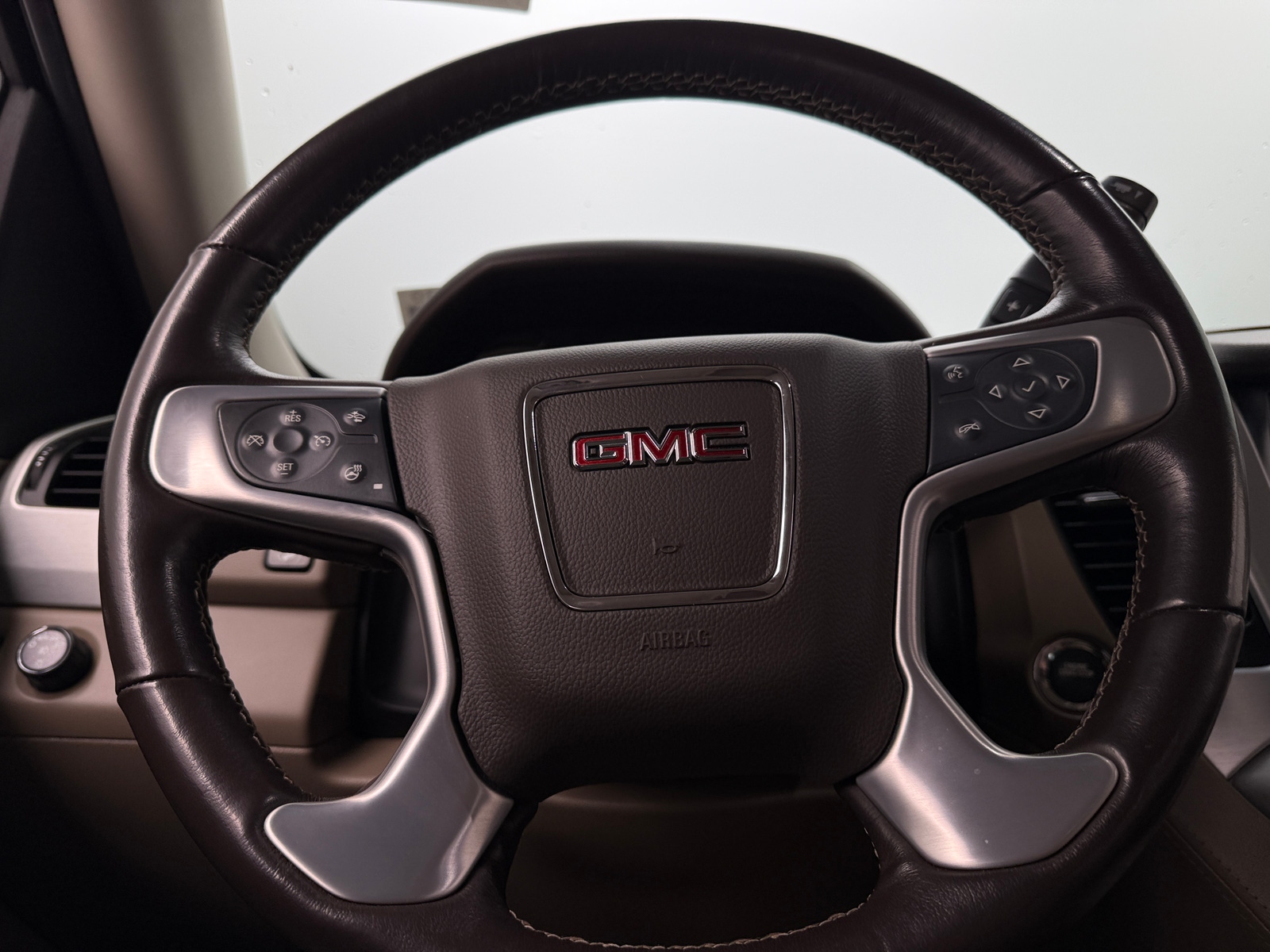 Thumbnail: 2019 GMC Yukon - 4