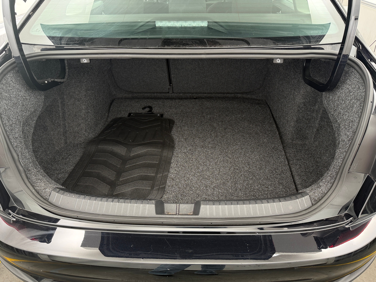 Thumbnail: 2025 Volkswagen Jetta - 7