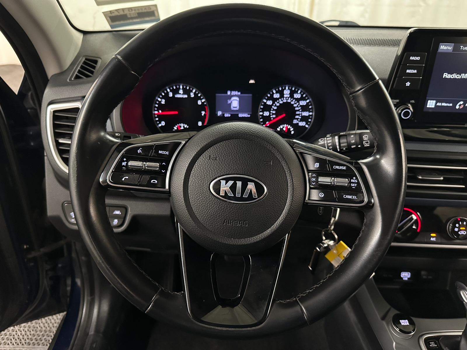 Thumbnail: 2021 Kia Seltos - 4