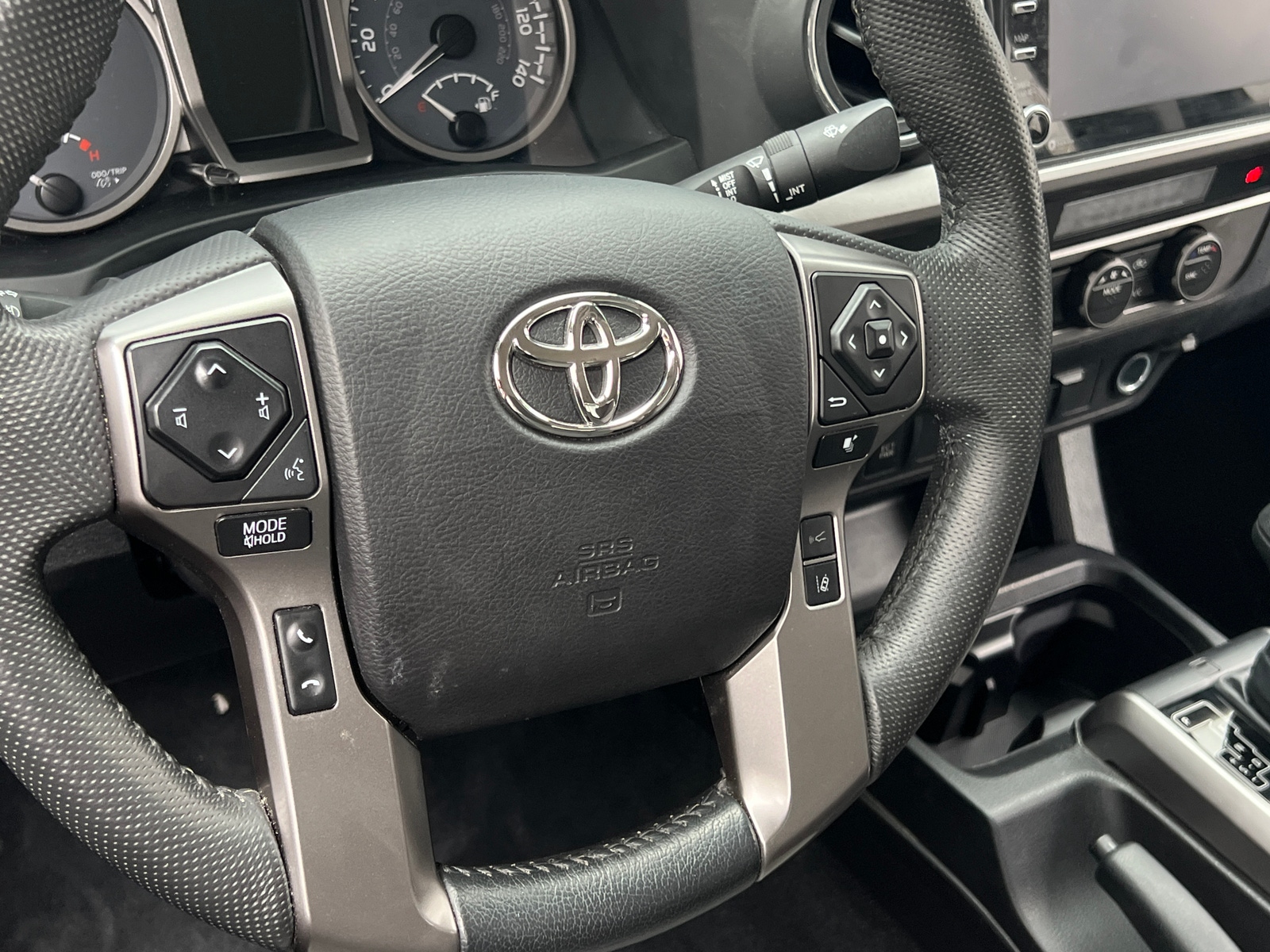 Thumbnail: 2022 Toyota Tacoma - 5