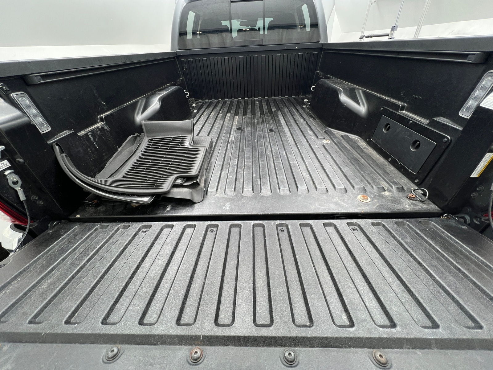 Thumbnail: 2022 Toyota Tacoma - 7