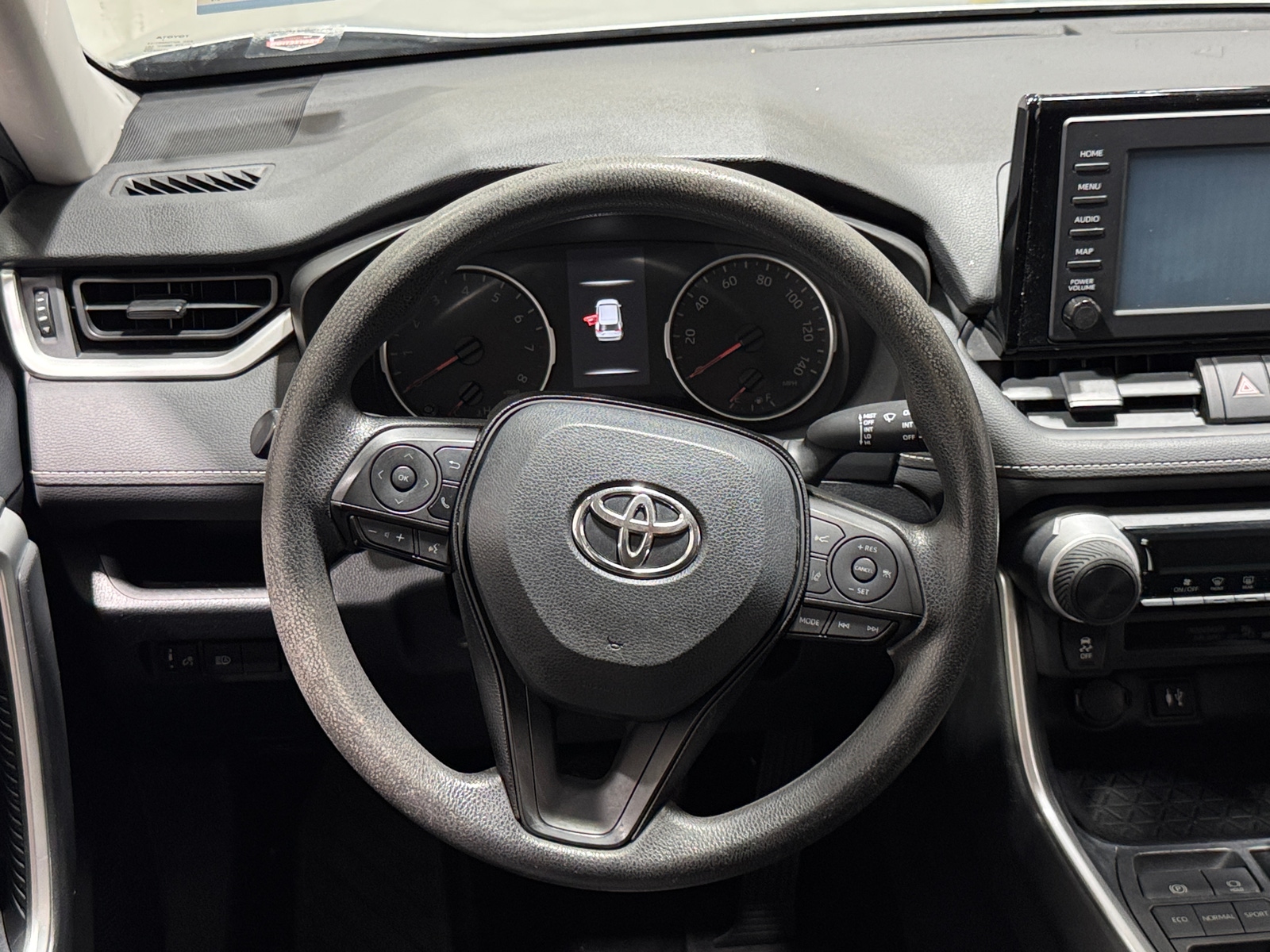 Thumbnail: 2019 Toyota RAV4 - 5