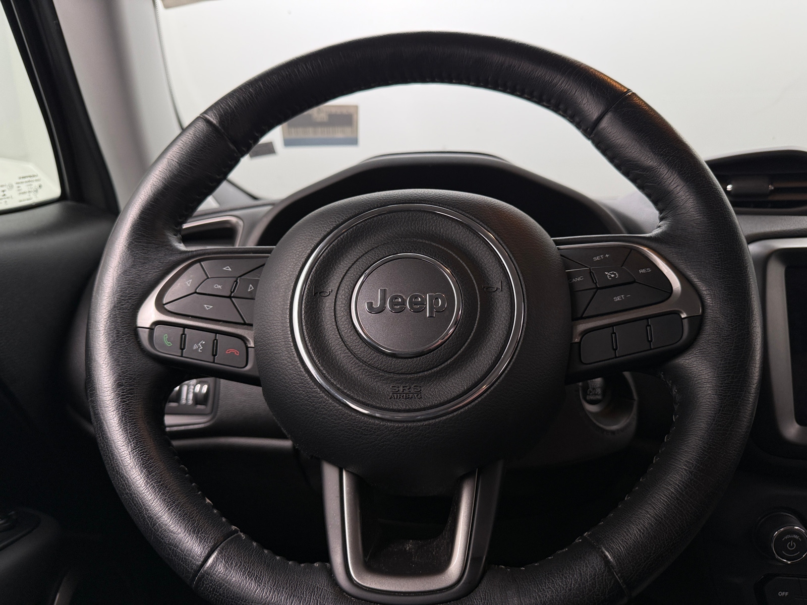 Thumbnail: 2021 Jeep Renegade - 4