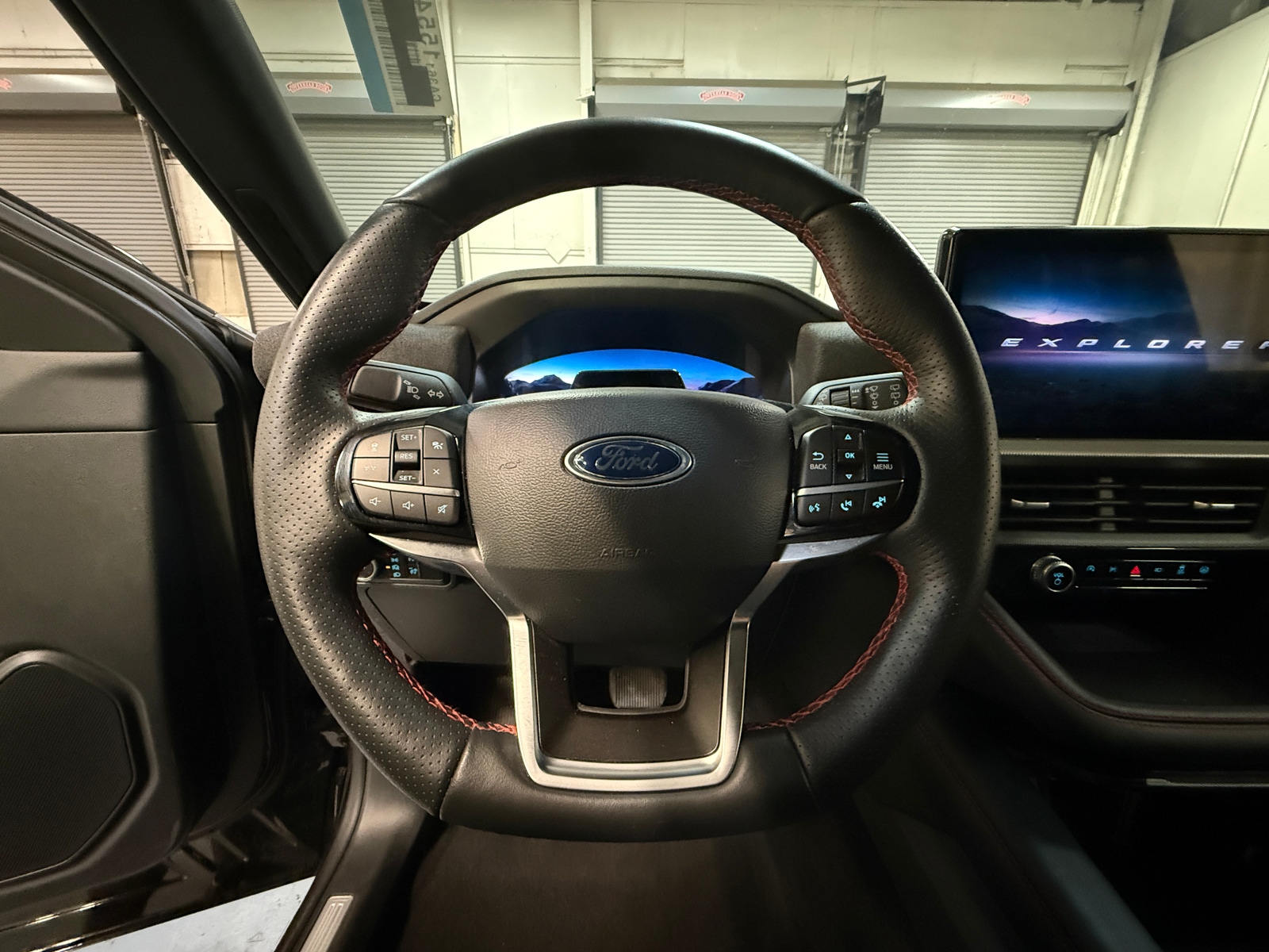 Thumbnail: 2025 Ford Explorer - 4