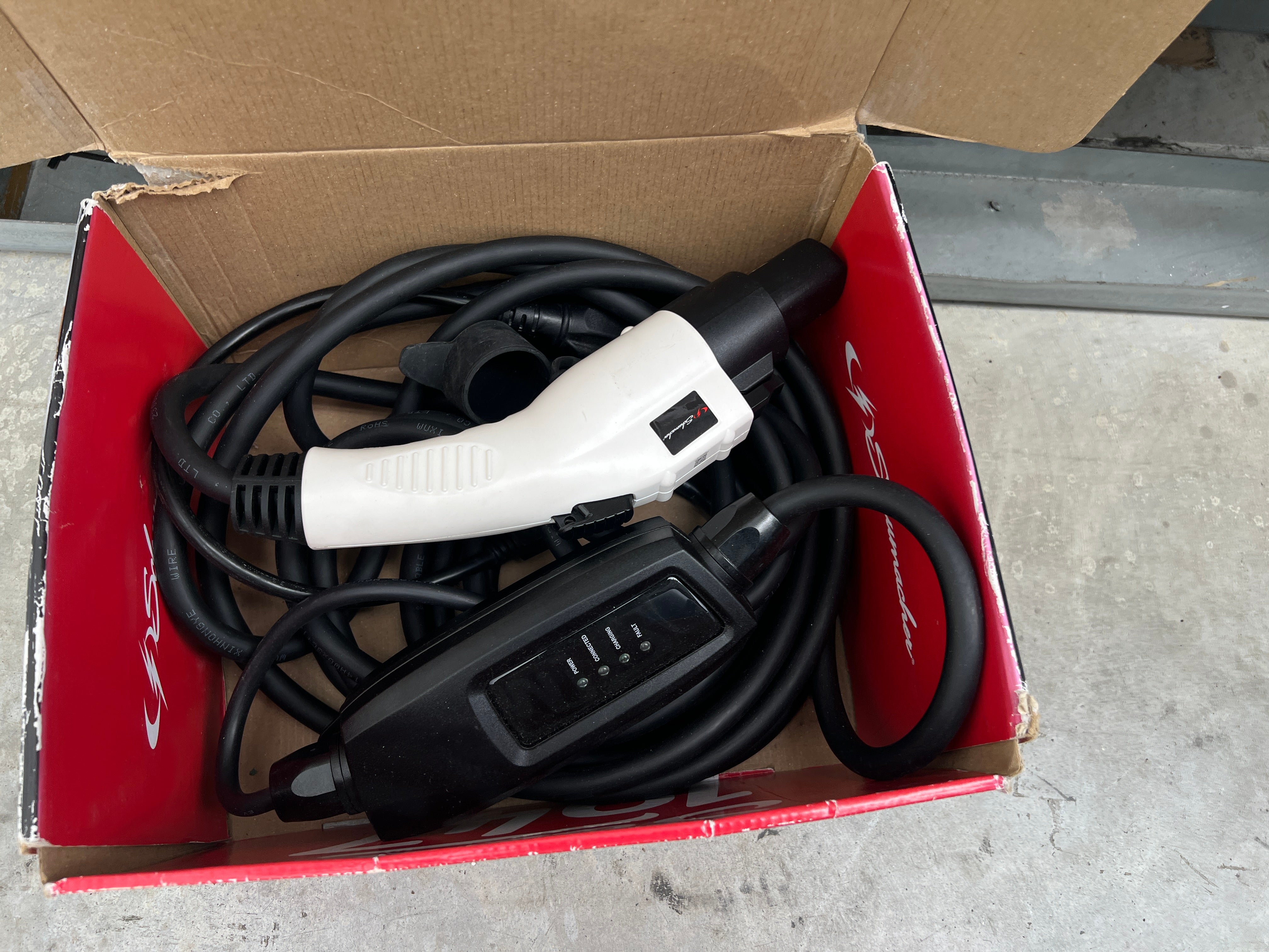 Used 2024 Tesla Model Y Long Range with VIN 7SAYGDEEXRA287842 for sale in Northfield, Minnesota