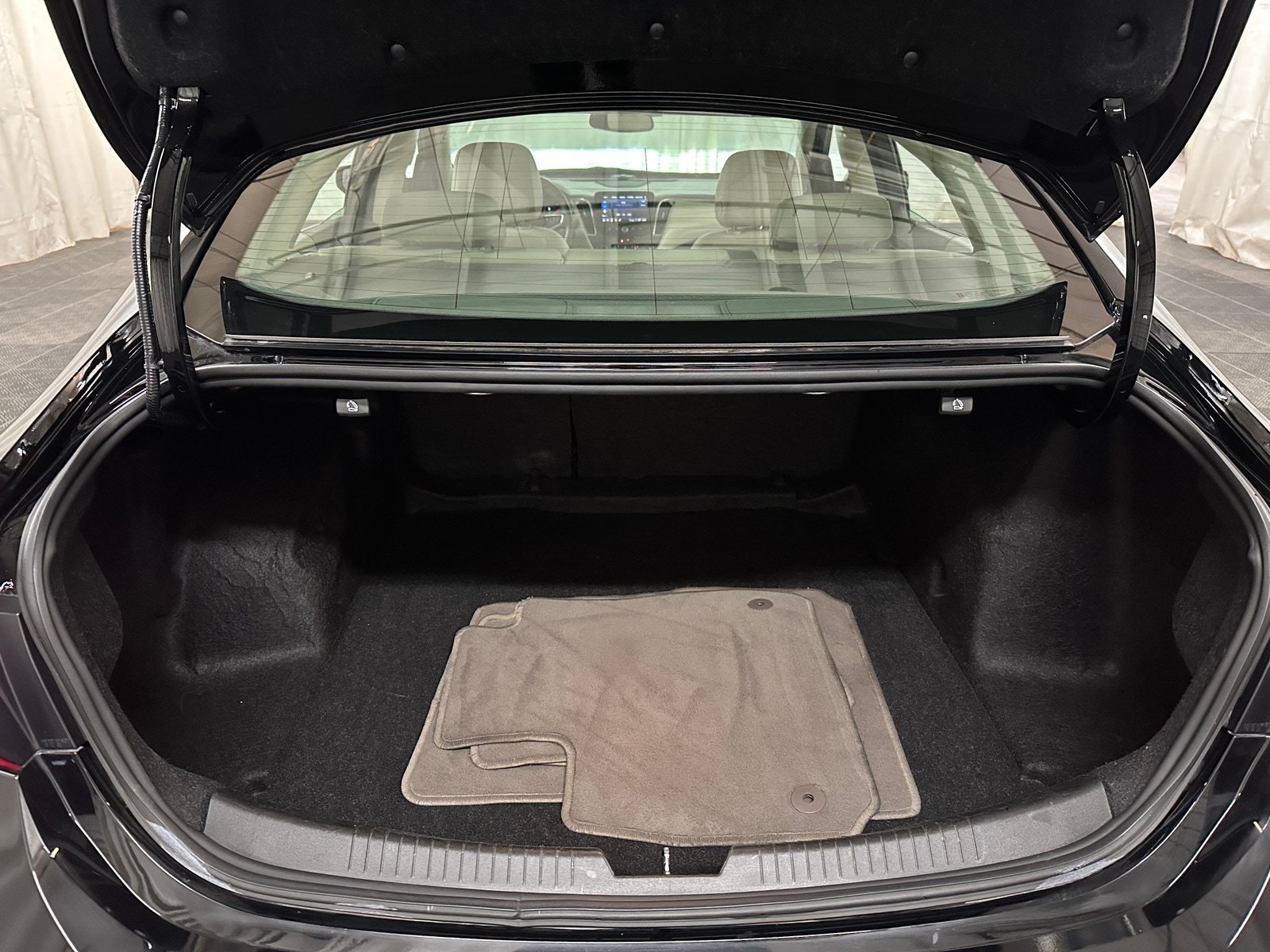 Thumbnail: 2024 Chevrolet Malibu - 6