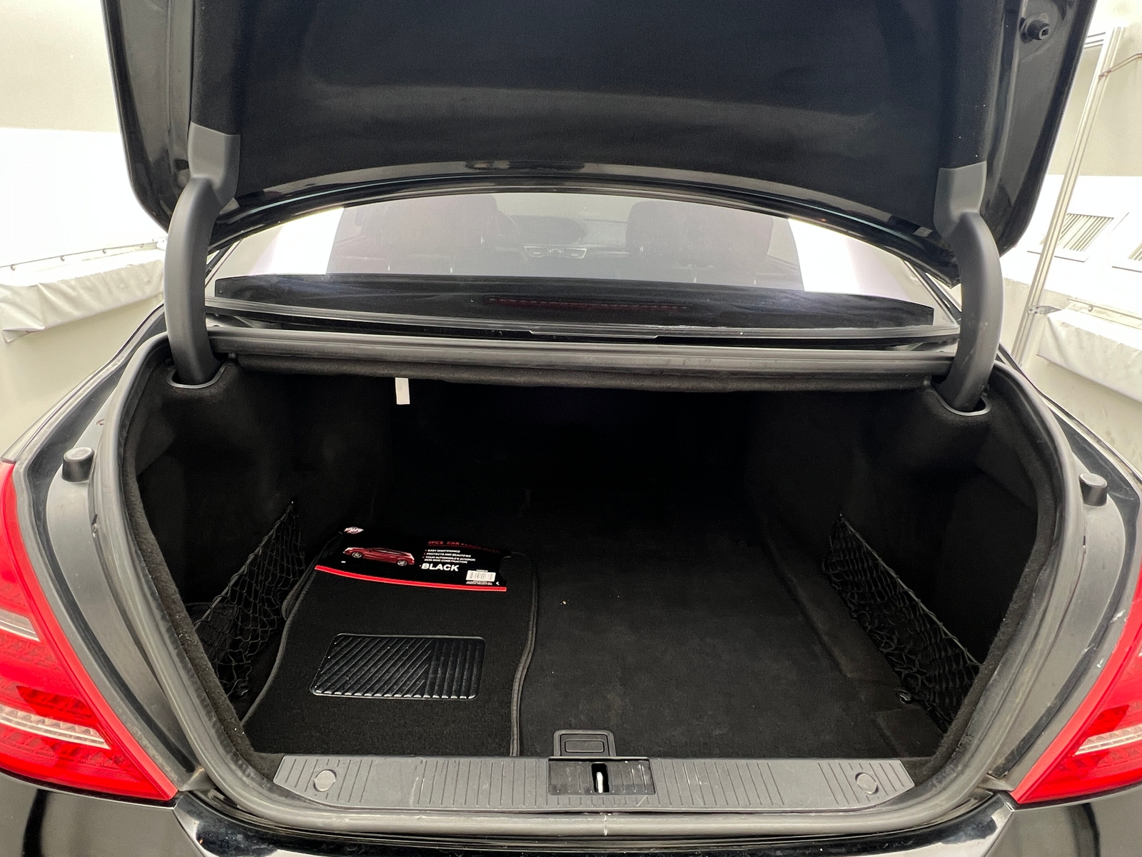 Thumbnail: 2012 Mercedes-Benz S-Class - 6