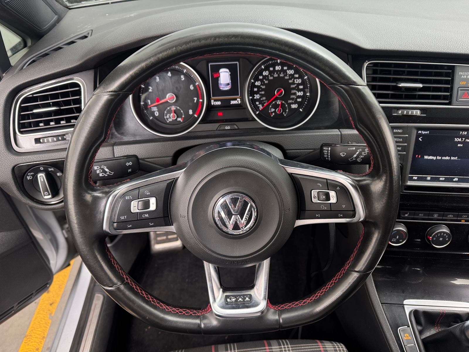 Thumbnail: 2016 Volkswagen Golf - 5