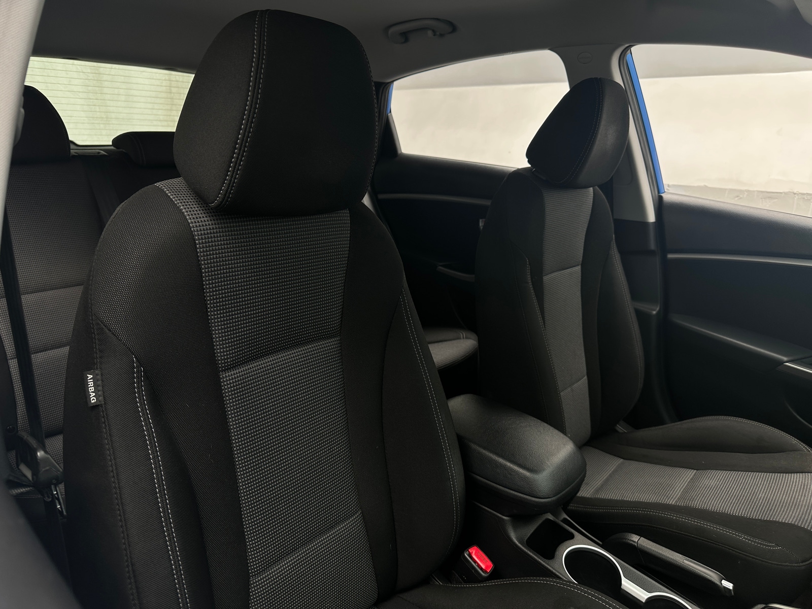 Thumbnail: 2017 Hyundai Elantra - 2