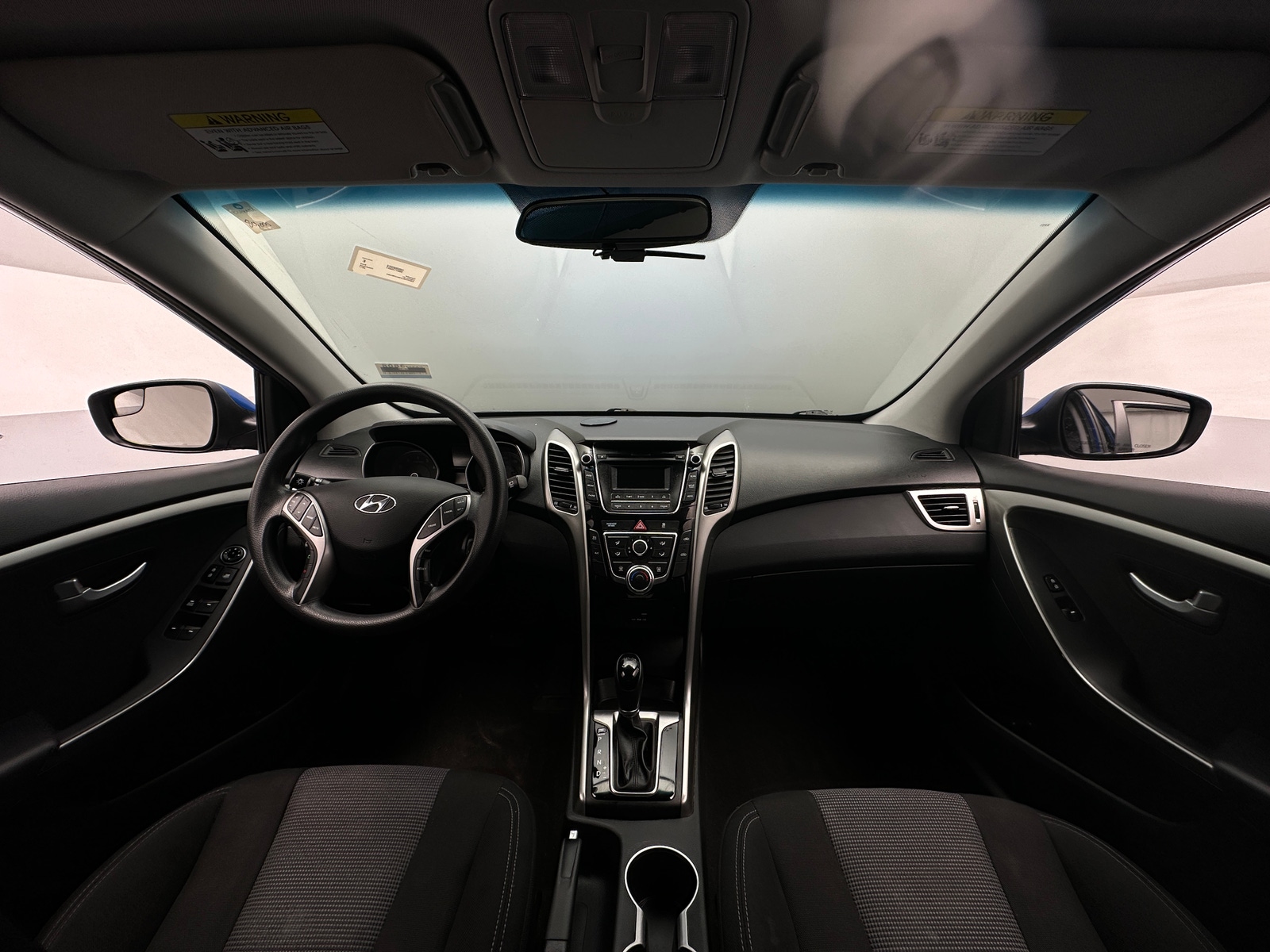 Thumbnail: 2017 Hyundai Elantra - 3