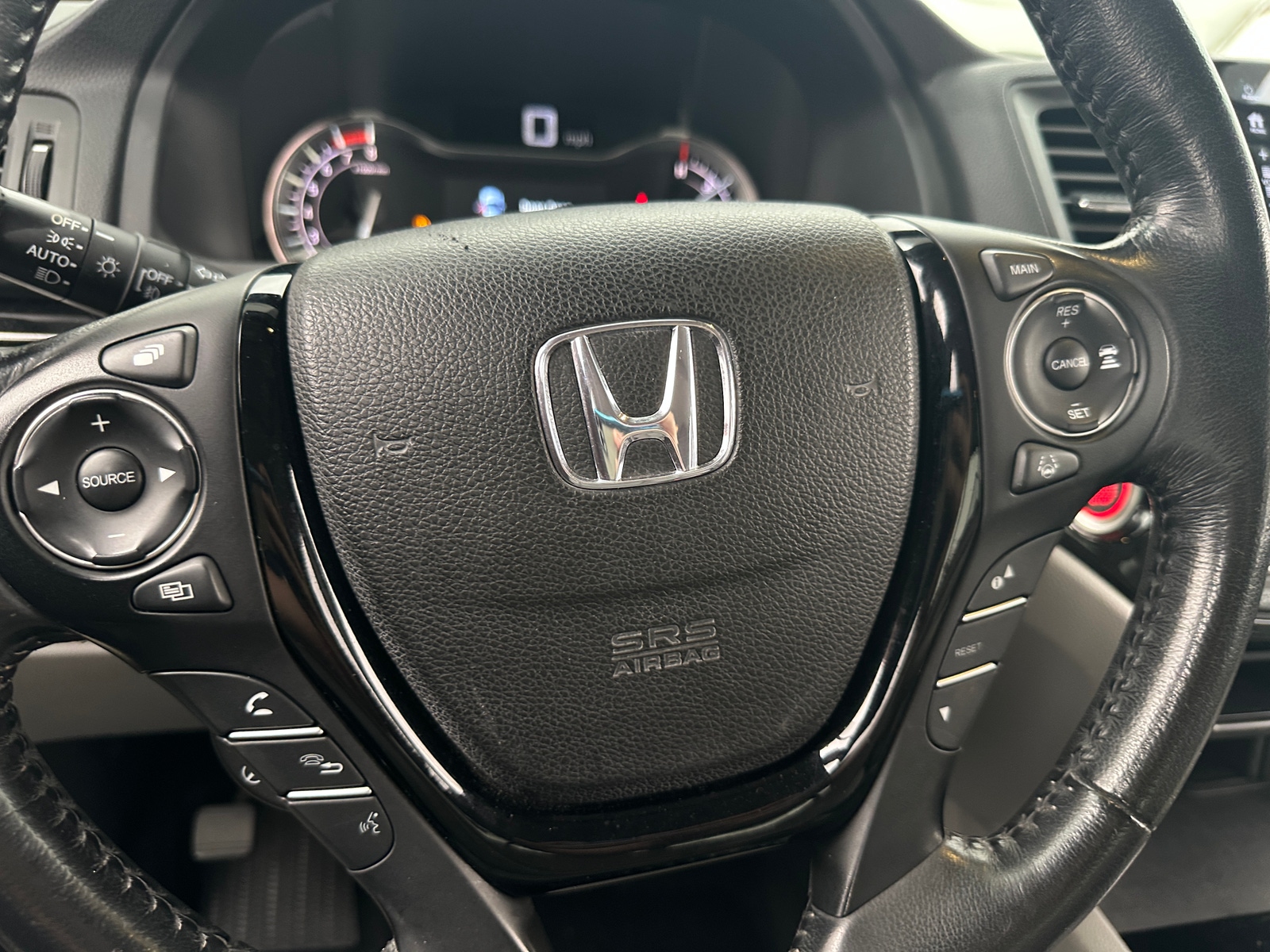 Thumbnail: 2017 Honda Ridgeline - 4