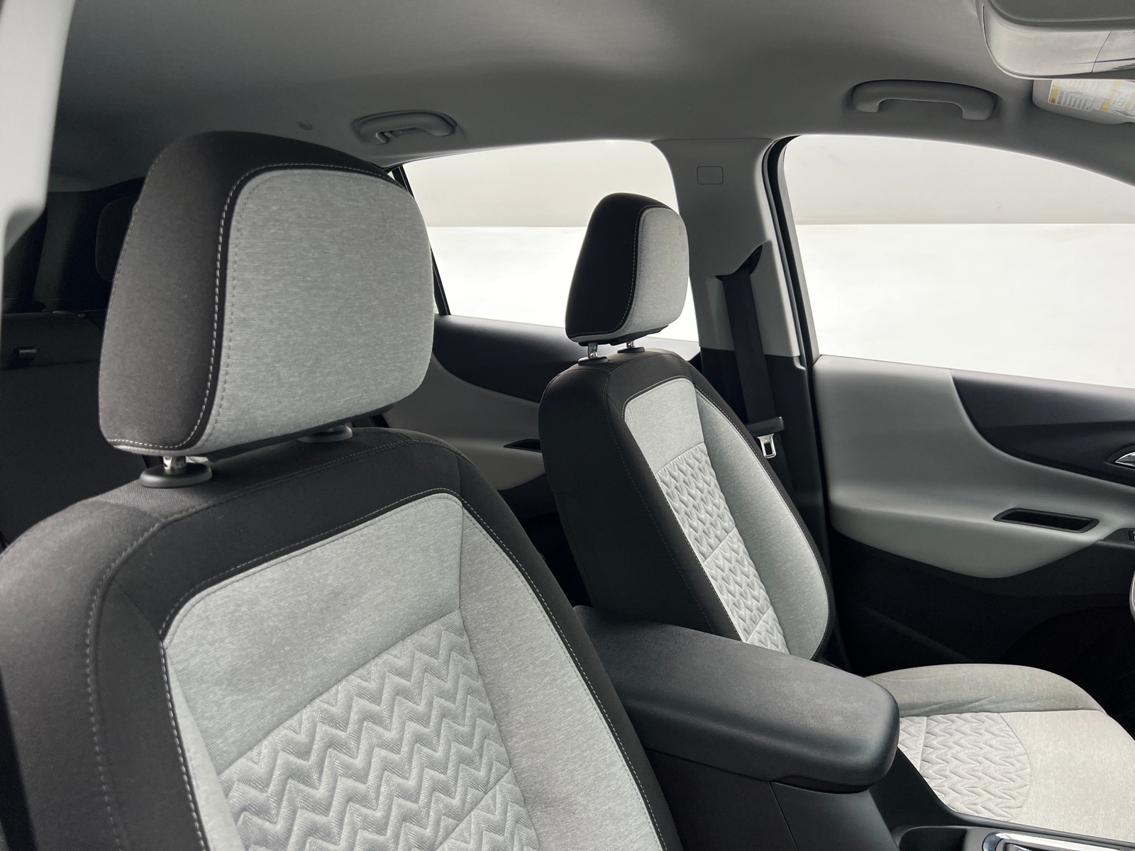 Thumbnail: 2024 Chevrolet Equinox - 2