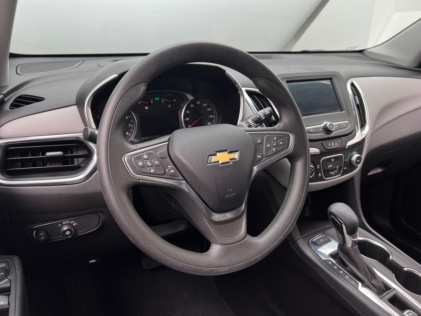 Thumbnail: 2024 Chevrolet Equinox - 5