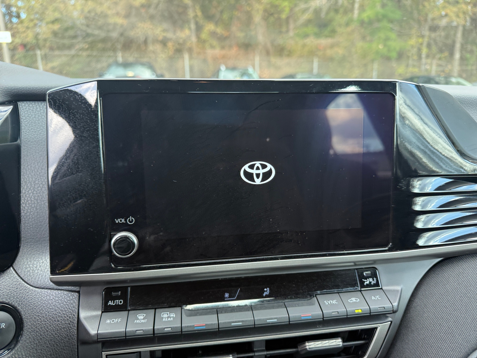 Thumbnail: 2025 Toyota Camry - 4