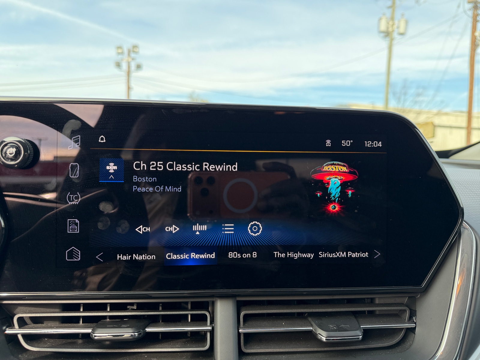 Thumbnail: 2025 Chevrolet Trax - 4