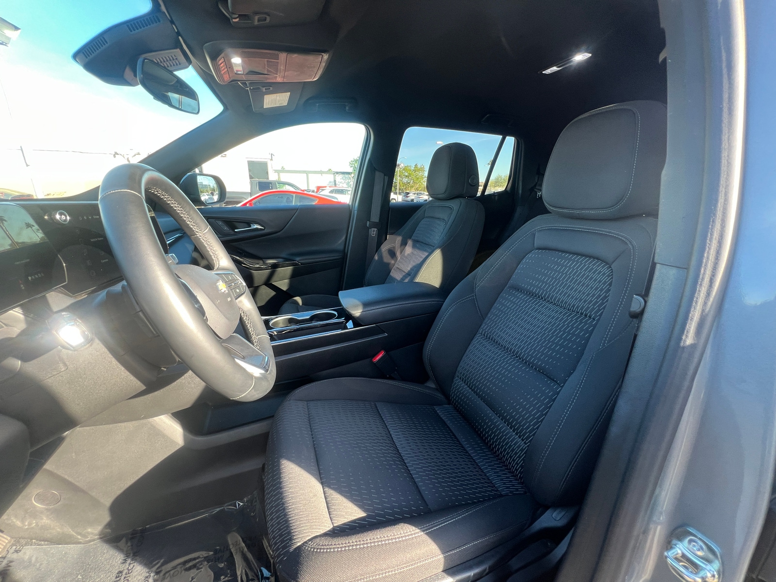 Thumbnail: 2025 Chevrolet Equinox - 2