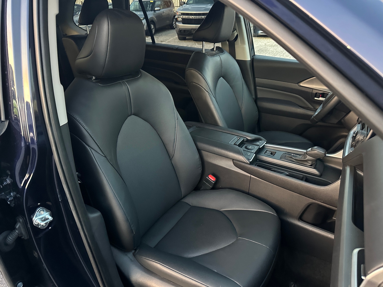 Thumbnail: 2025 Toyota Grand Highlander - 2