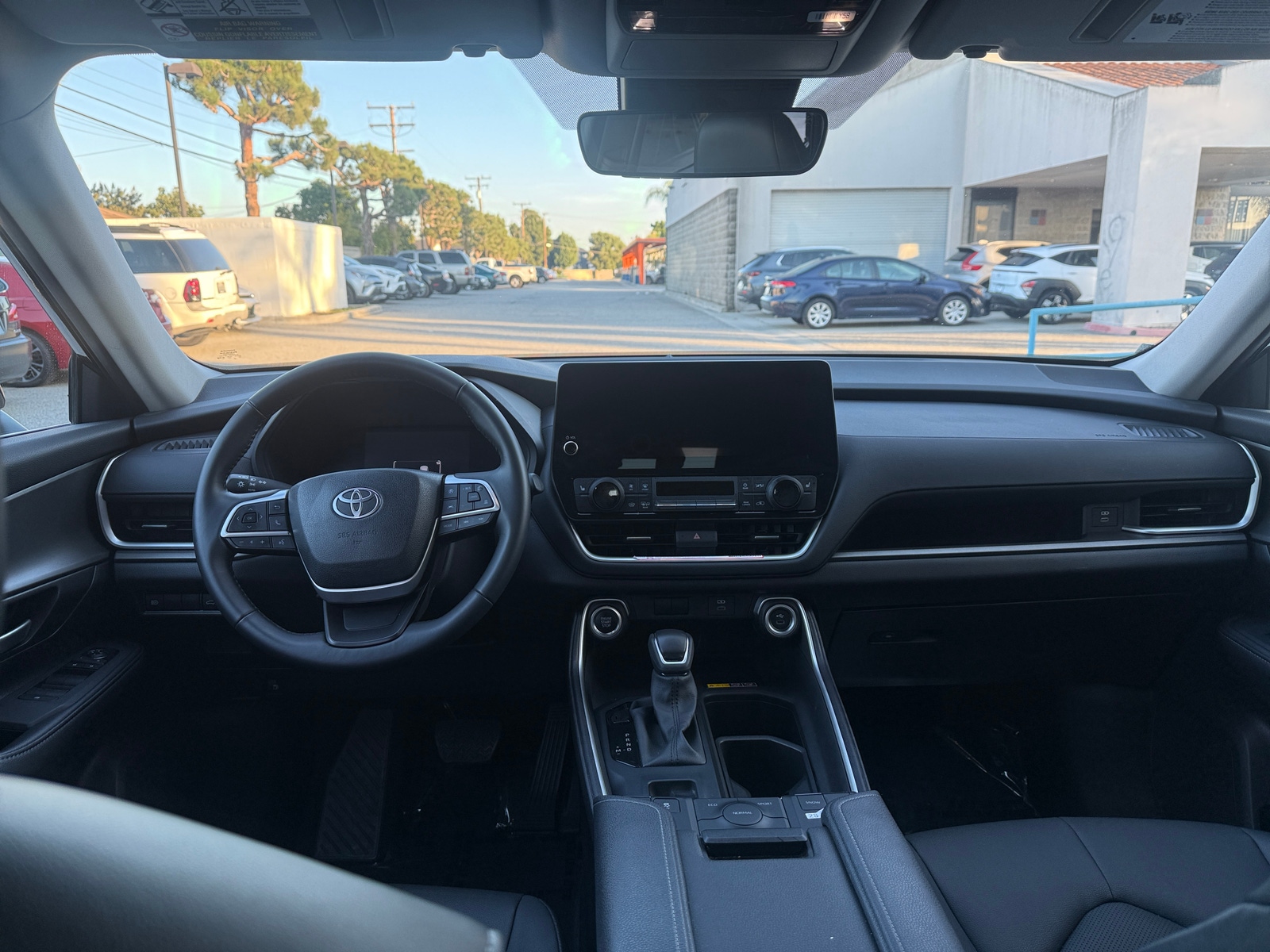 Thumbnail: 2025 Toyota Grand Highlander - 2