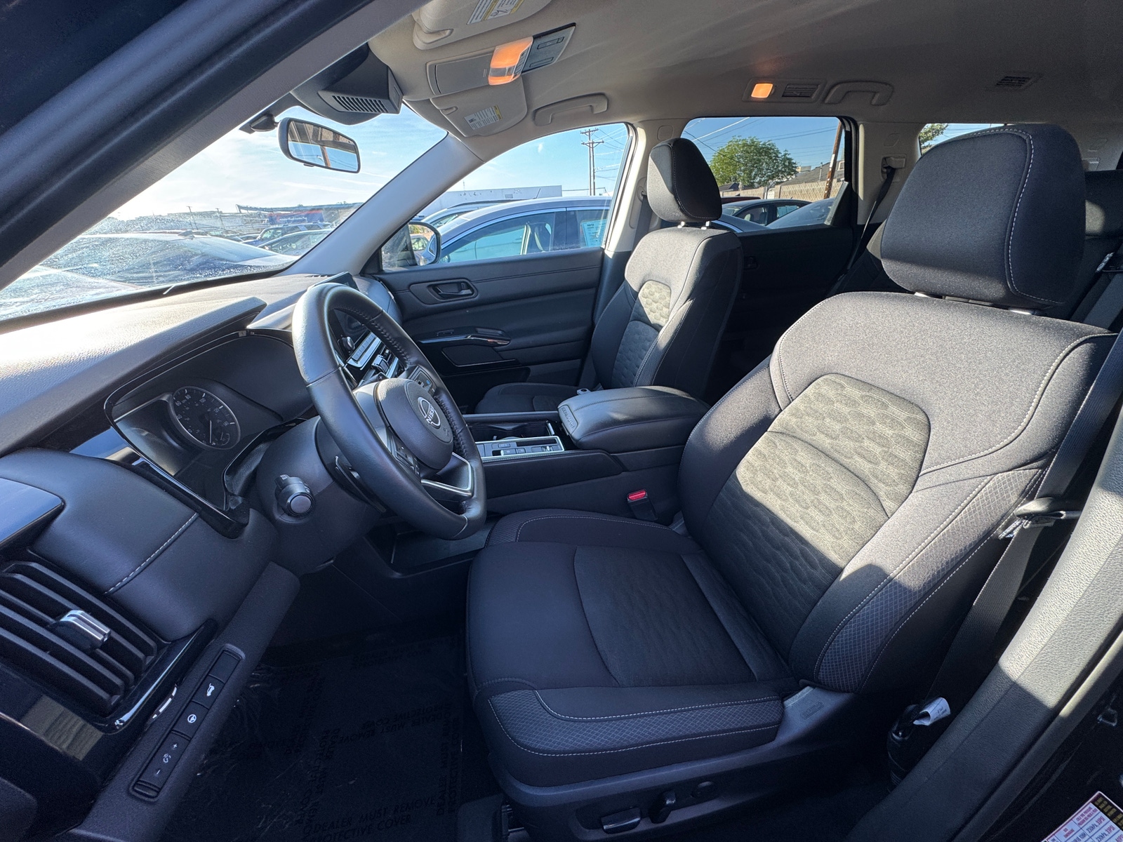 Thumbnail: 2025 Nissan Pathfinder - 2